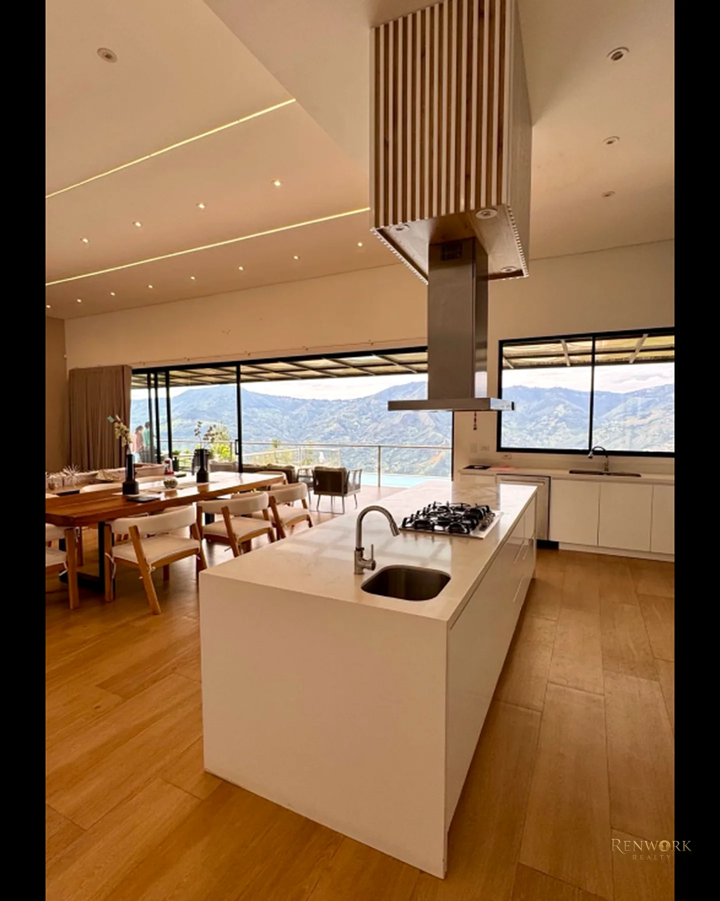 MARAVILLOSA CASA CAMPESTRE EN COPACABANA · foto 5