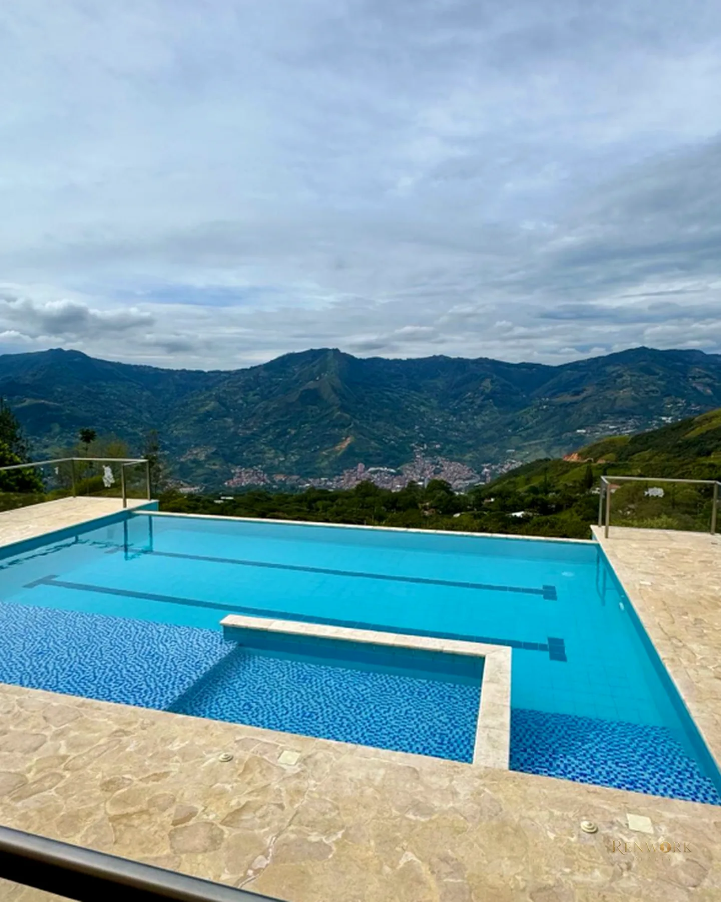 MARAVILLOSA CASA CAMPESTRE EN COPACABANA · foto 21