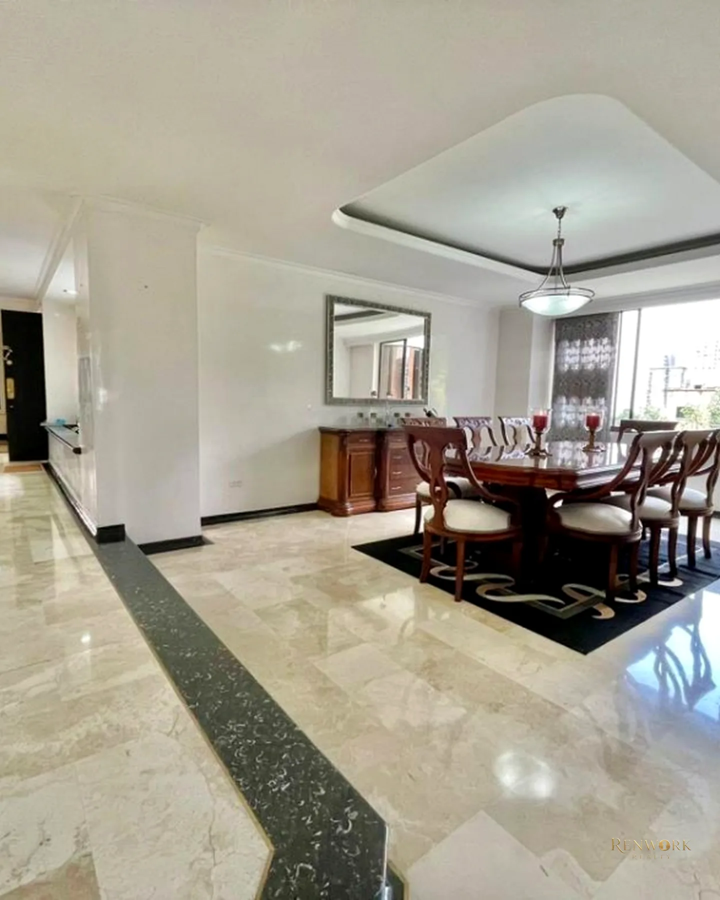 MEDELLIN, APT.POBLADO.DIVISA.4HBBÑ Y VESTIER C/U.3SALAS,3PQD.H.SERV · foto 4