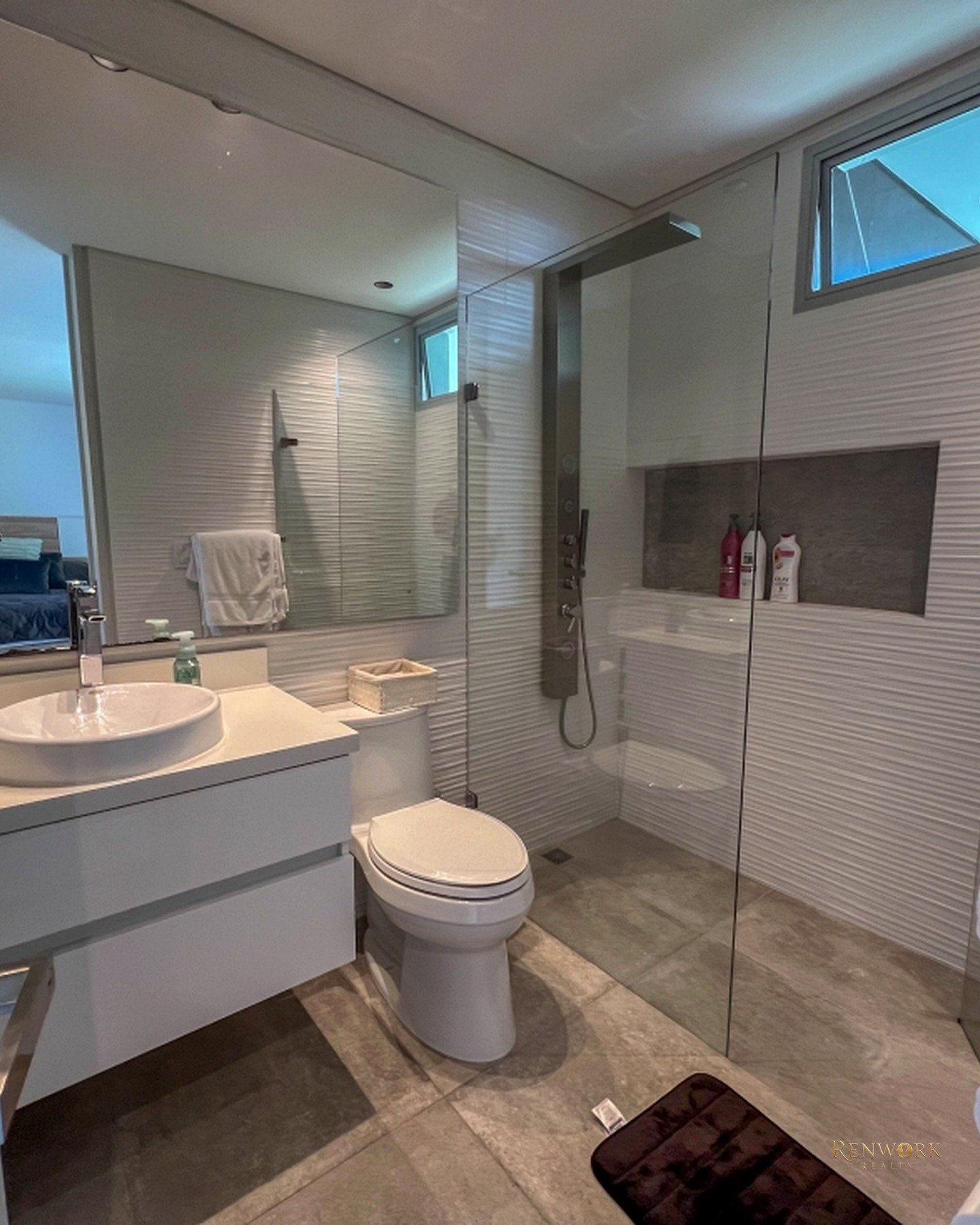 MODERNA CASA DE 5 HABITACIONES EN LAS PALMAS CON VISTA-- SIN MUEBLES · foto 20