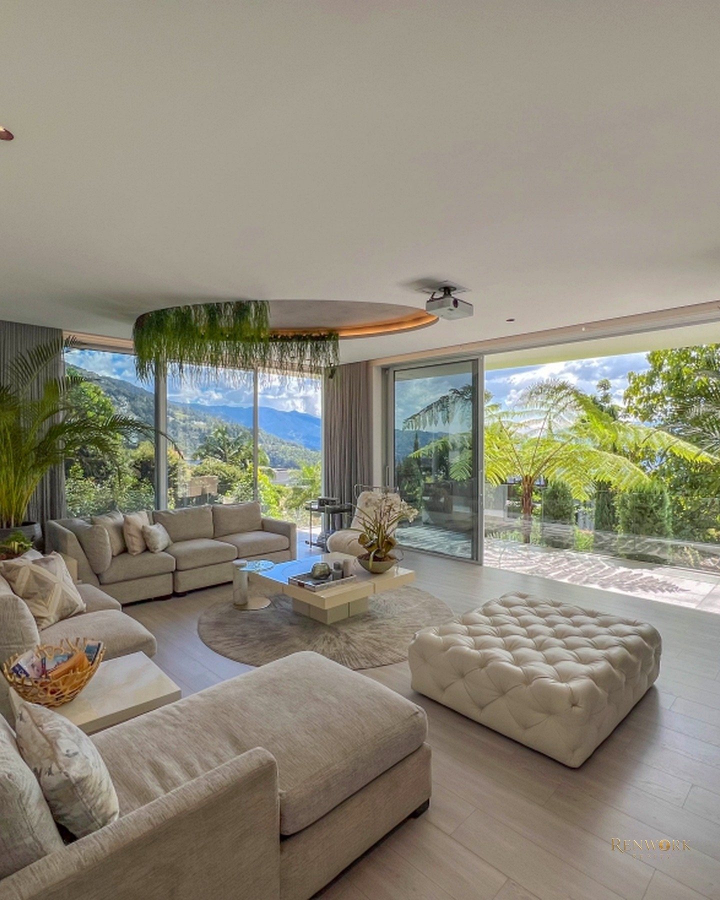 MODERNA CASA DE 5 HABITACIONES EN LAS PALMAS CON VISTA-- SIN MUEBLES · foto 2
