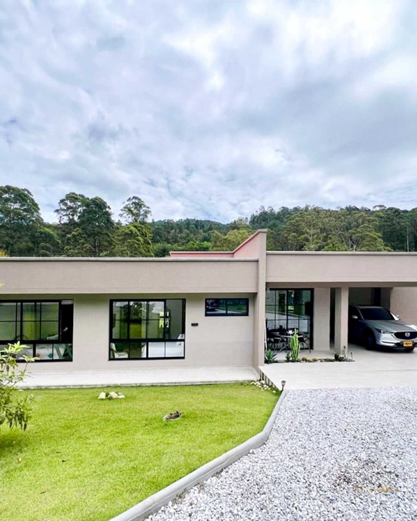 ✅✨MODERNA CASA DE SOLO UN NIVEL, EN VENTA EN LLANOGRANDE