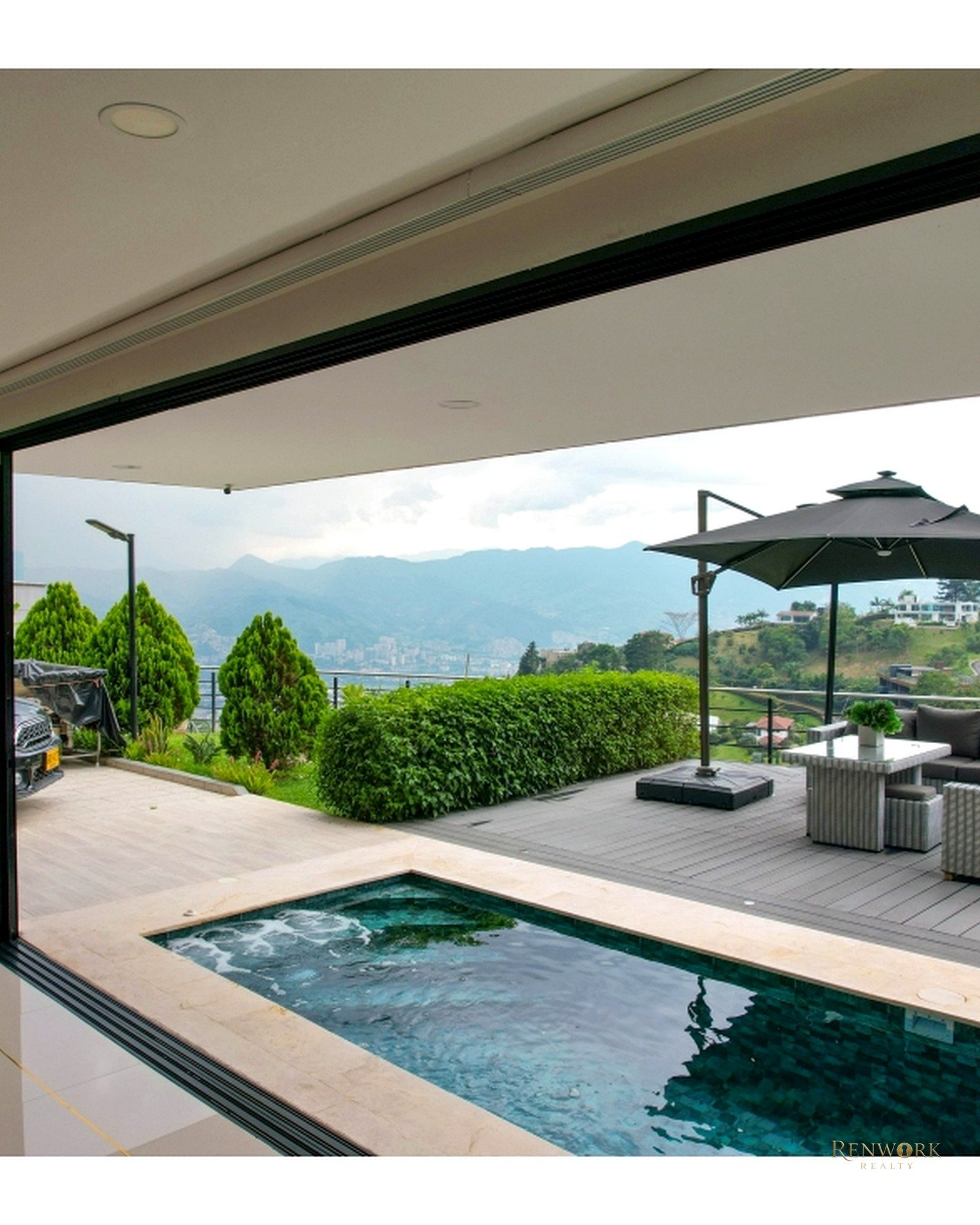 MODERNA CON VISTA PALMAS PARTE BAJA, PISCINA JACUZZI · foto 12