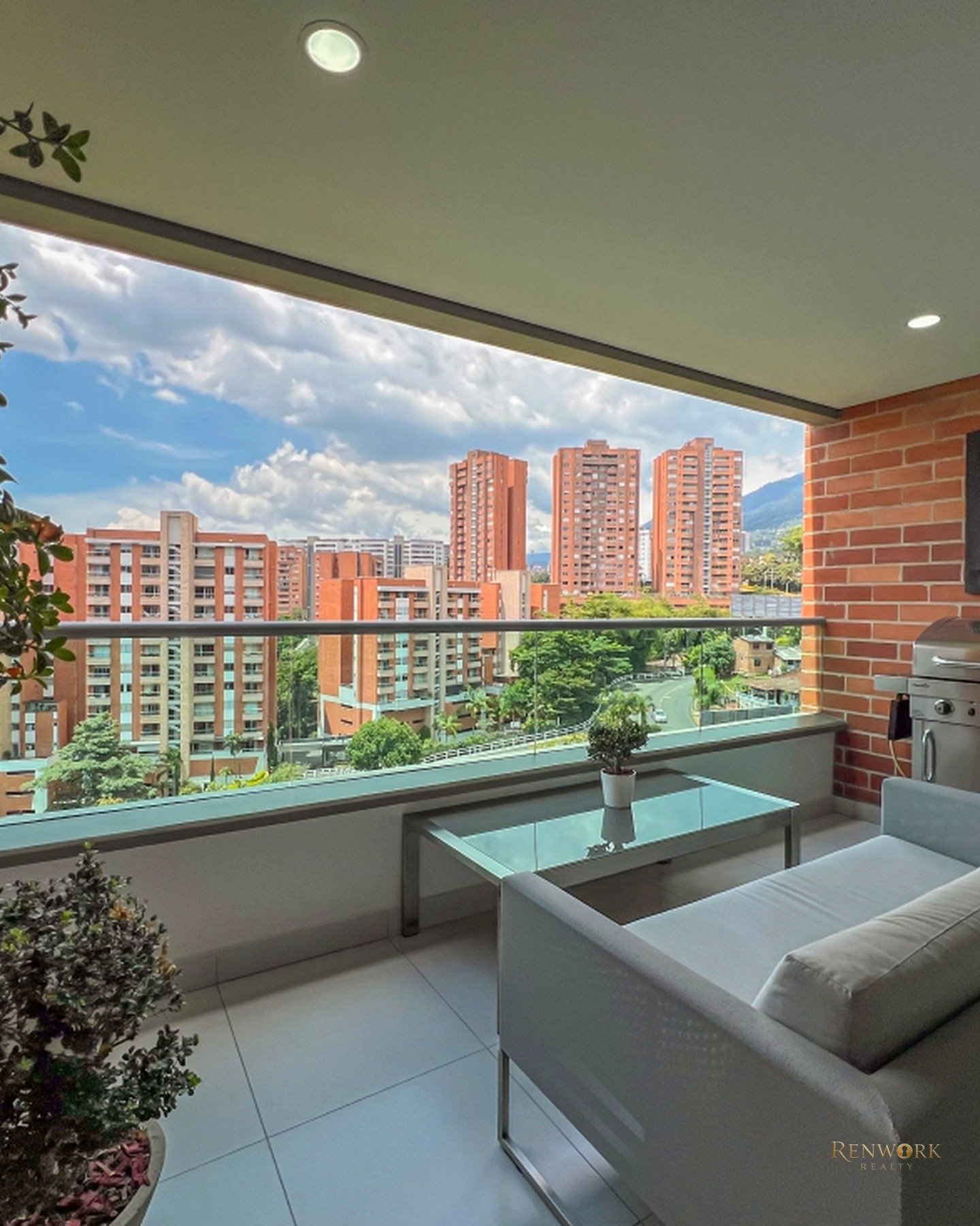 MODERNO APARTAMENTO SIN PONIENTE ENVIGADO · foto 3
