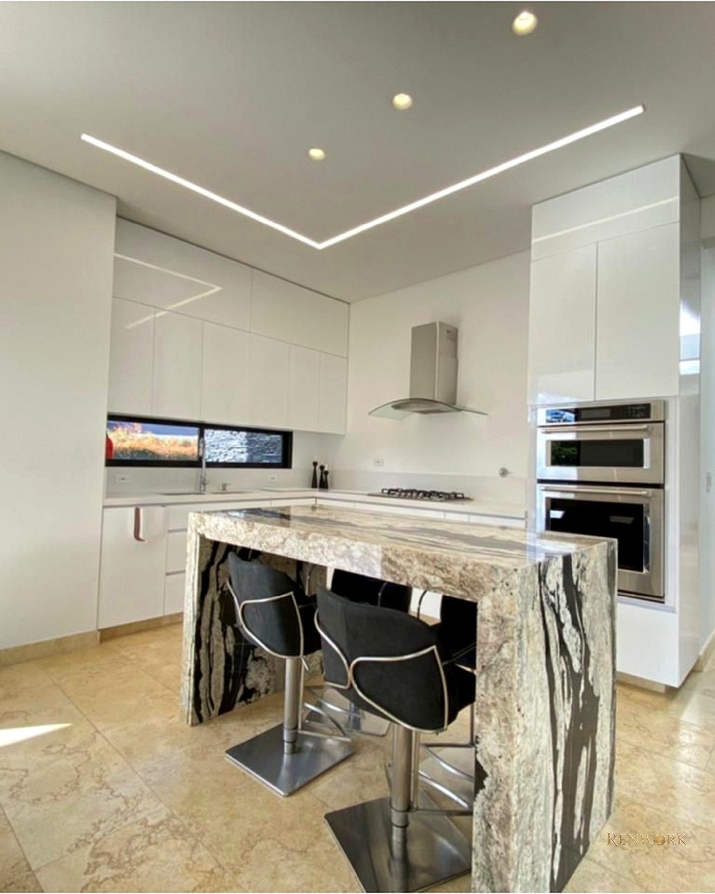OFRECEMOS PARA VENTA SECTOR LLANO GRANDE · foto 5