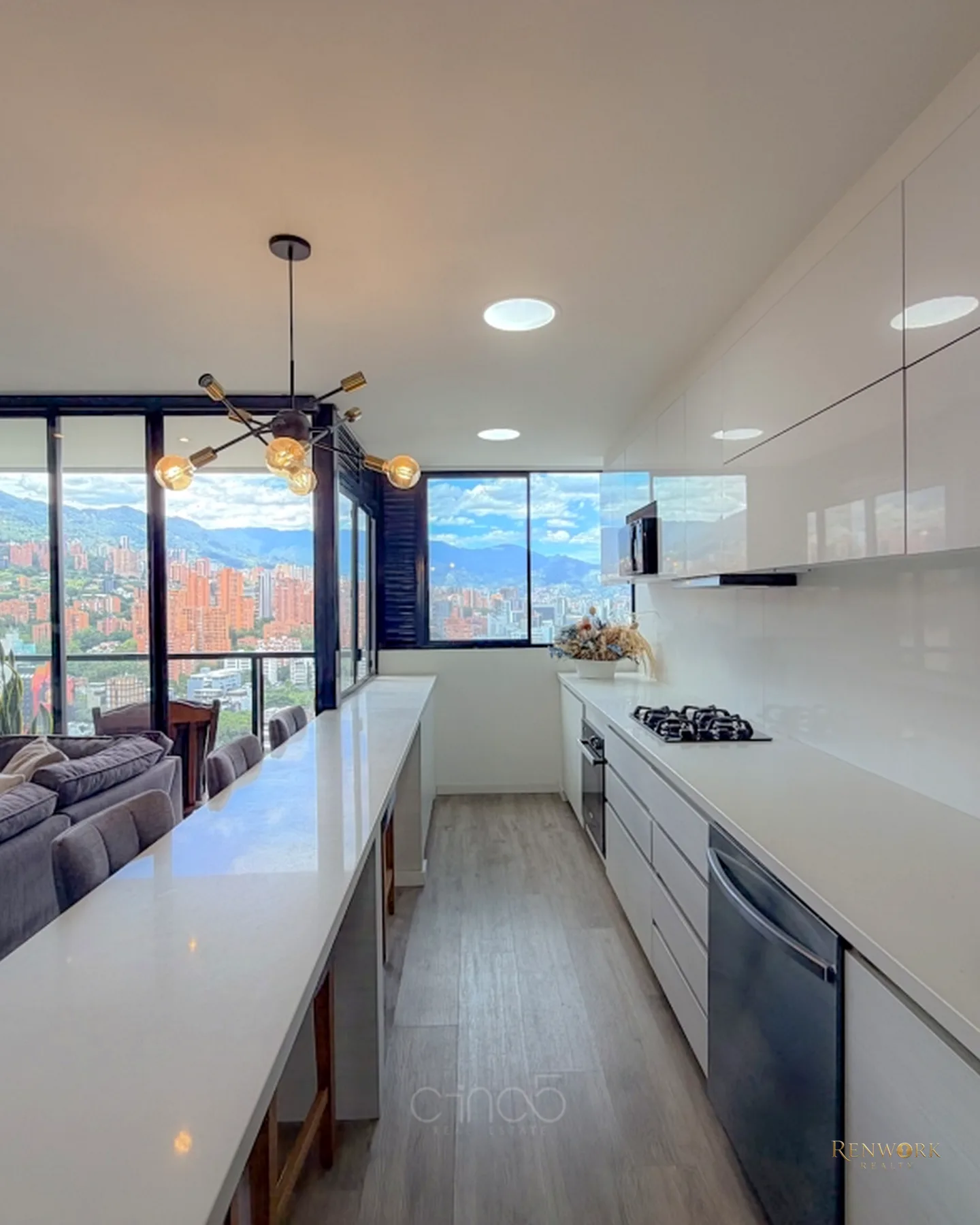 OPORTUNIDAD: EXCLUSIVO APARTAMENTO | LA LINDE, POBLADO · foto 3