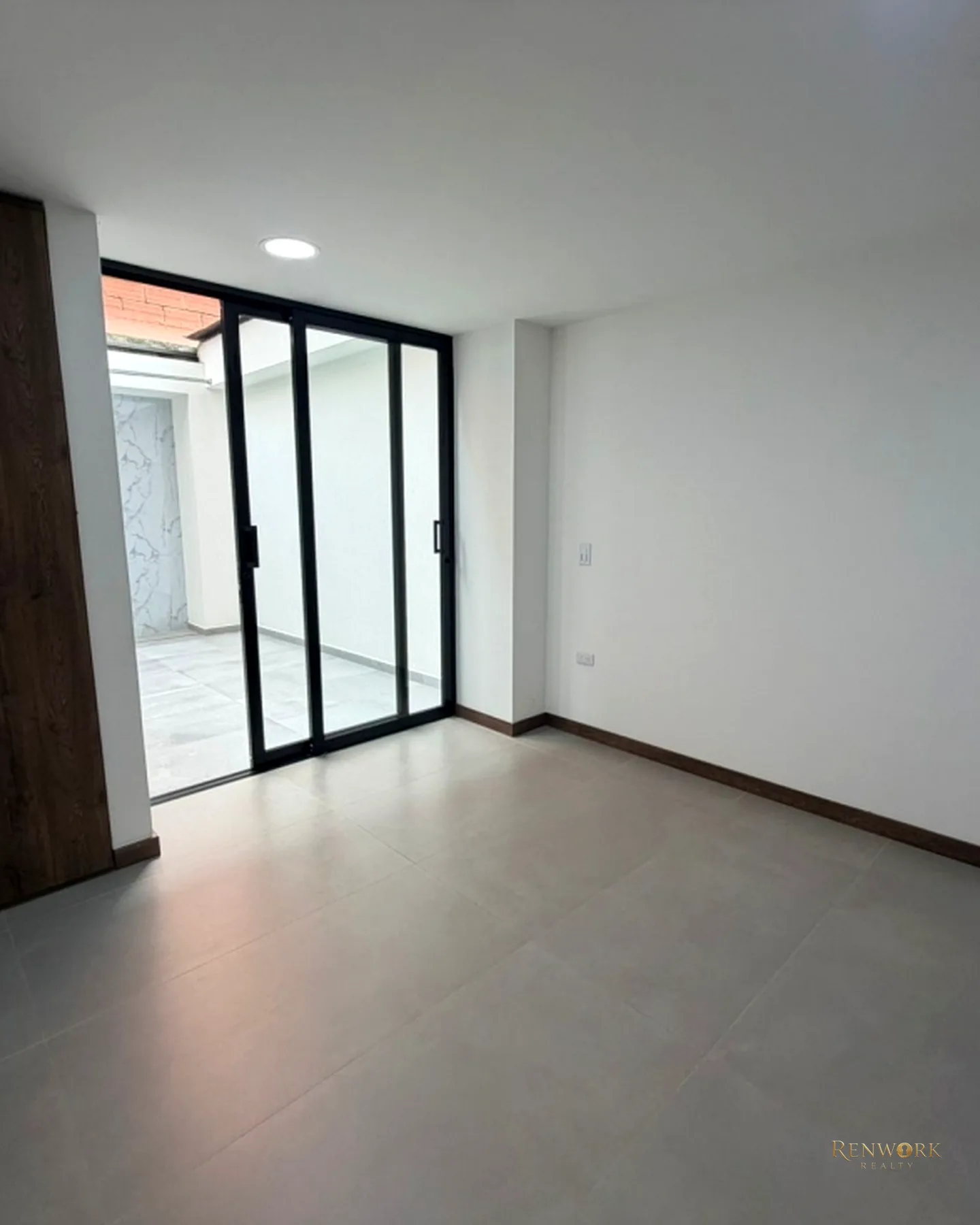 ¡PARA ESTRENAR! AMPLIO APARTAMENTO CON TERRAZA EN LAURELES · foto 5