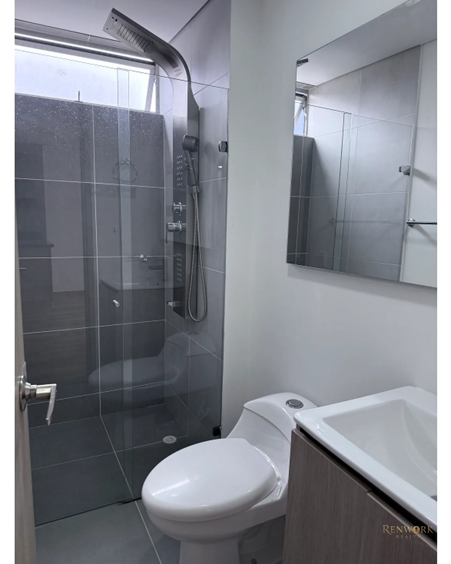 PENTHOUSE DUPLEX EN VENTA EN SABANETA, POR LA DOCTORA (ZONA PLANA) · foto 15
