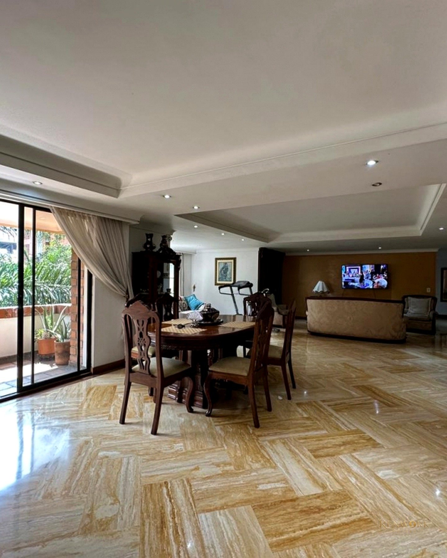 PENTHOUSE EN LAURELES - EXCELENTE UBICACIÓN GRANDES ESPACIOS · foto 5