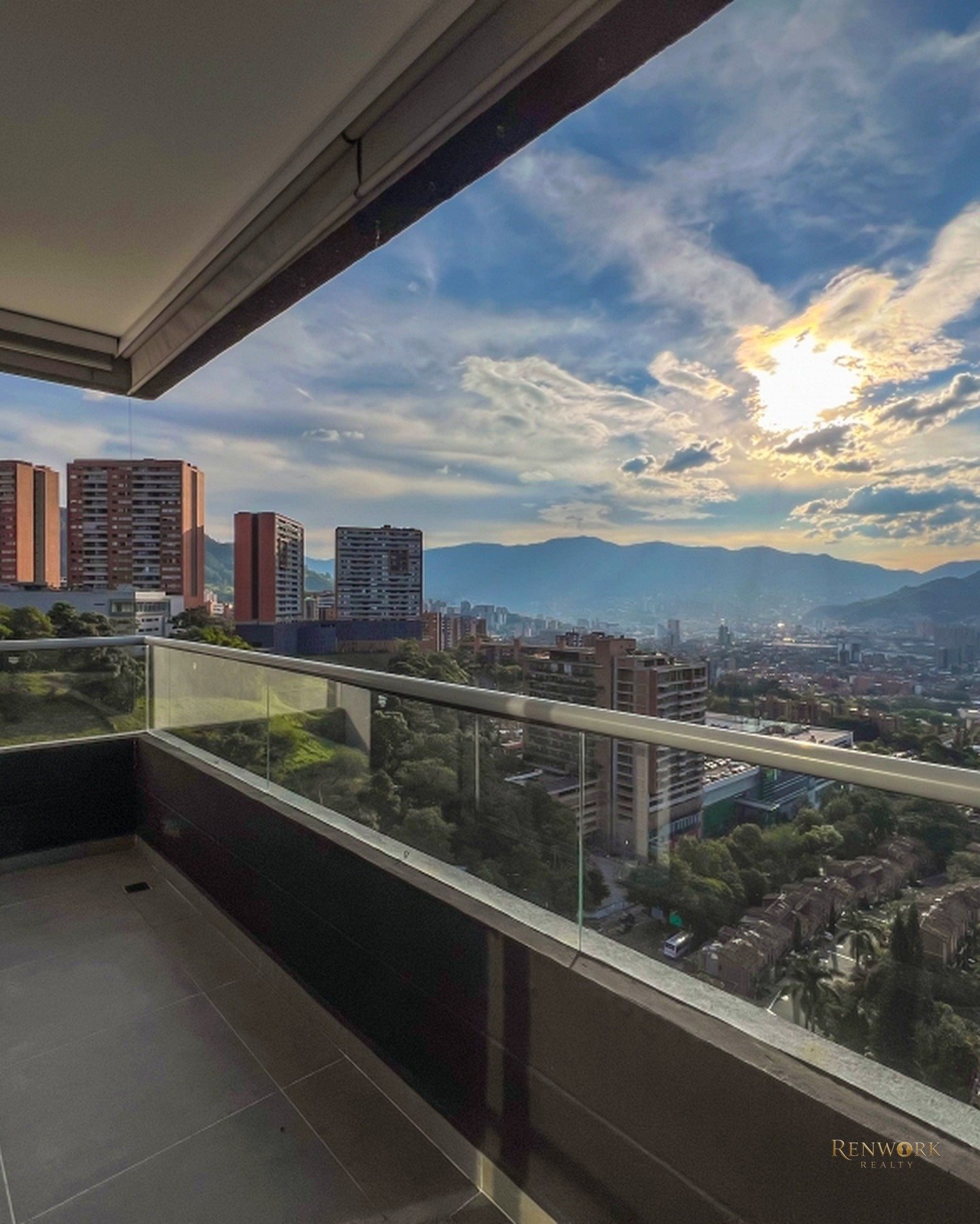 PENTHOUSE MODERNO DE LUJO EN ENVIGADO · foto 17