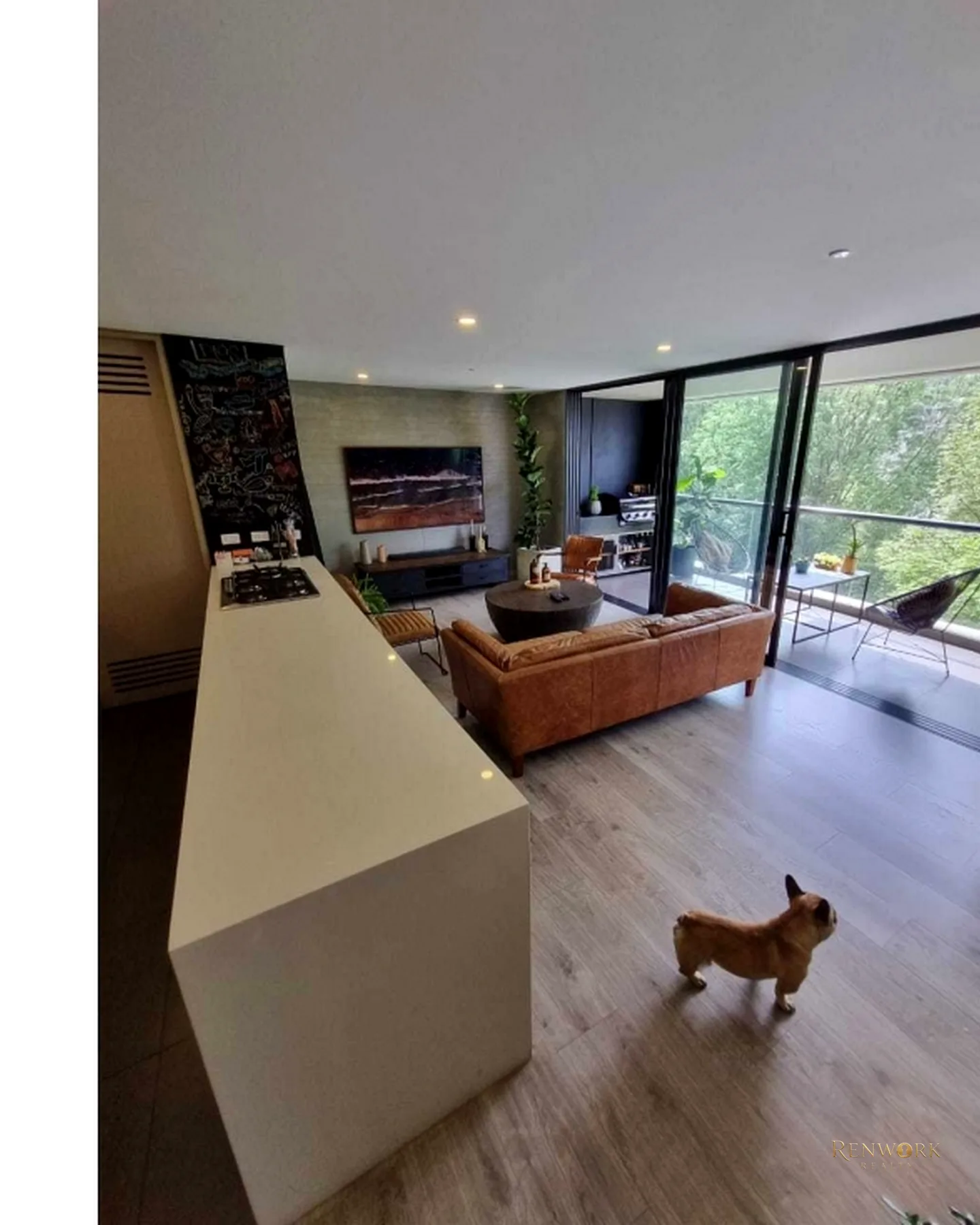 POBLADO(LA SUPERIOR) ,EXCLUSIVO APTO, GRAN BALCÓN ILUMINADO, 2 ALCOBAS · foto 1