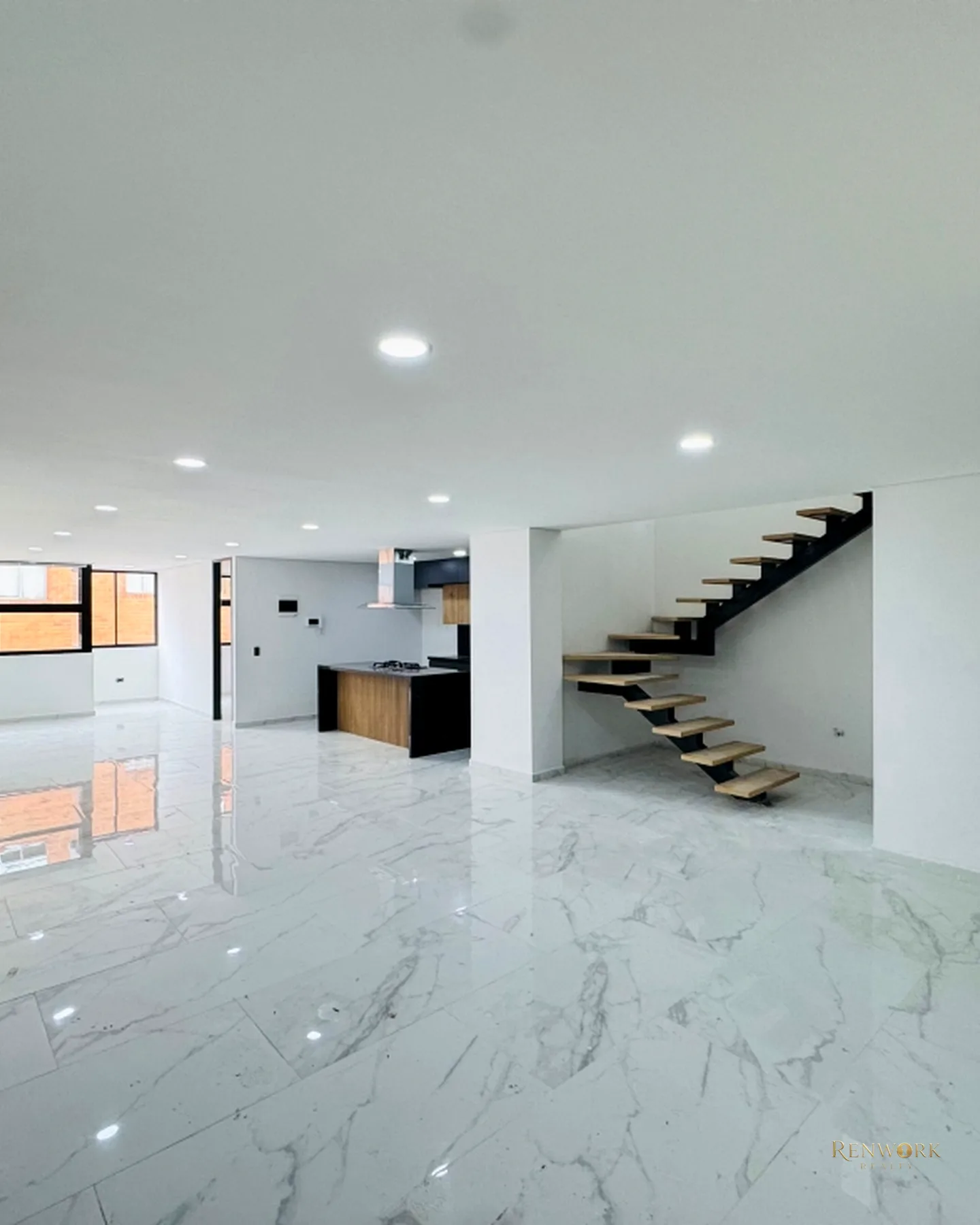 RENTA Y VENTA PENTHOUSE DUPLEX - LAURELES · foto 4