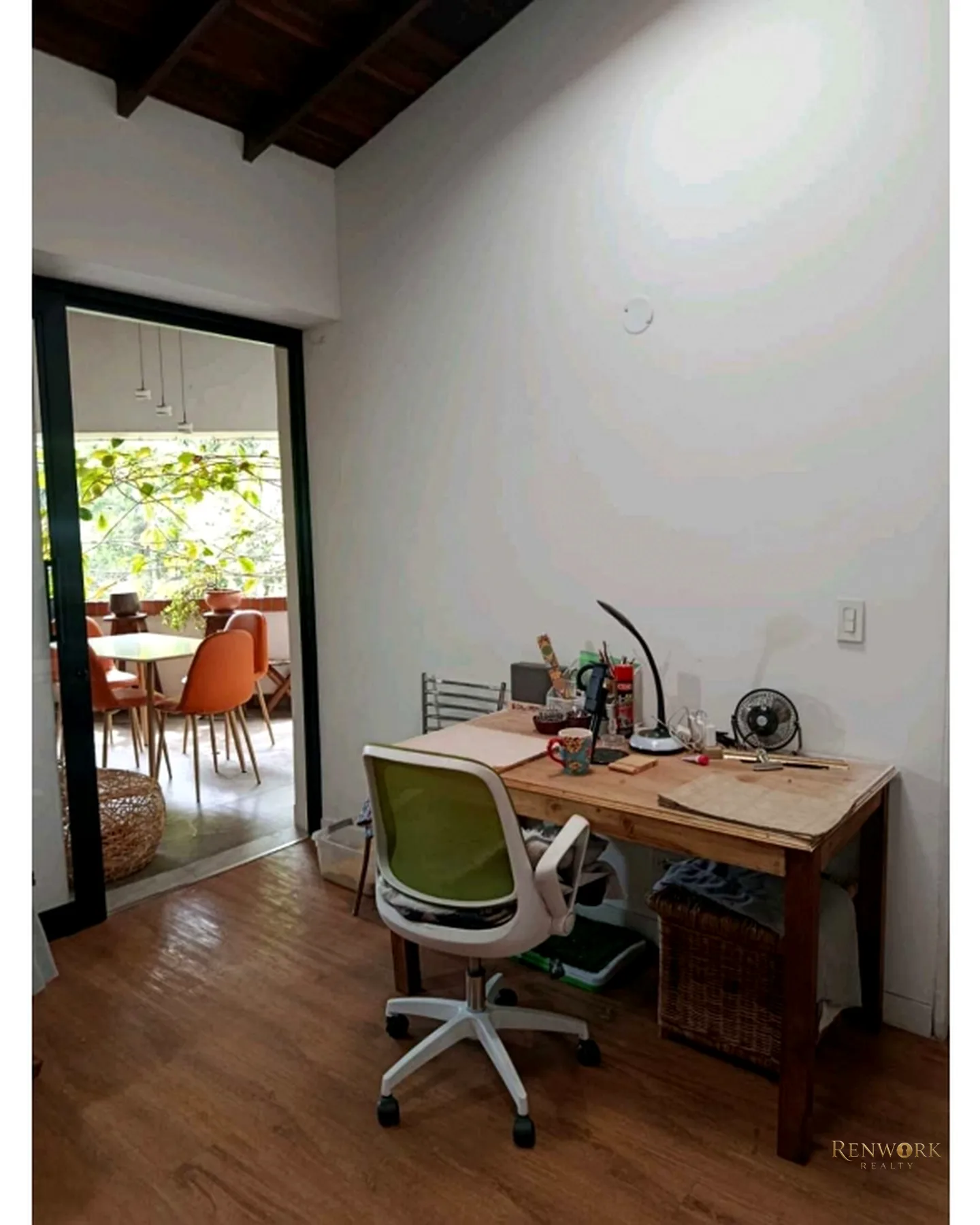 SE VENDE AMPLIO Y TRADICIONAL APTO LAURELES,REMODELADO 2 BALCONES. · foto 6