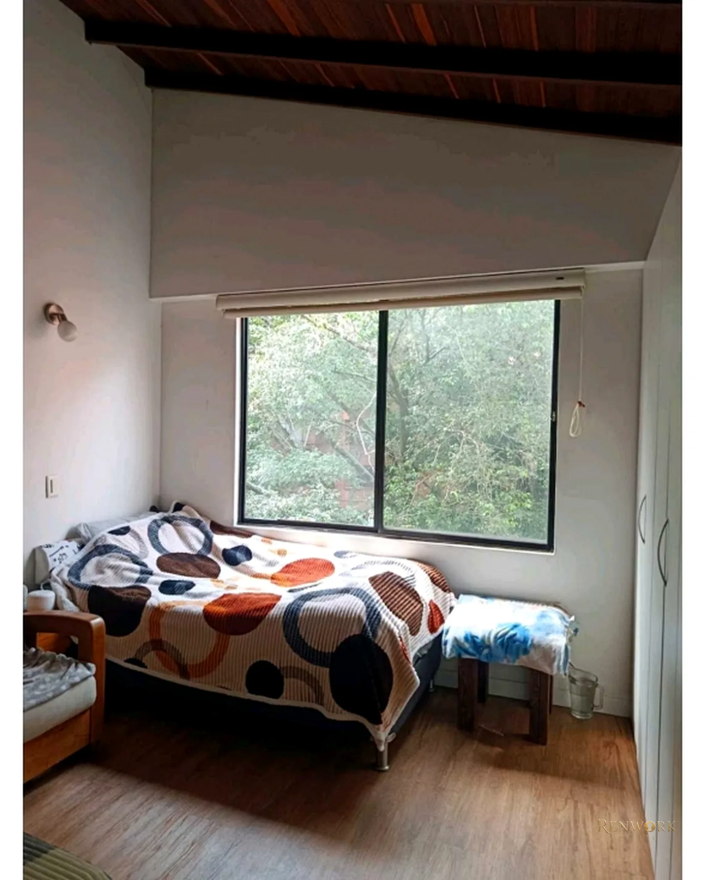 SE VENDE AMPLIO Y TRADICIONAL APTO LAURELES,REMODELADO 2 BALCONES. · foto 15