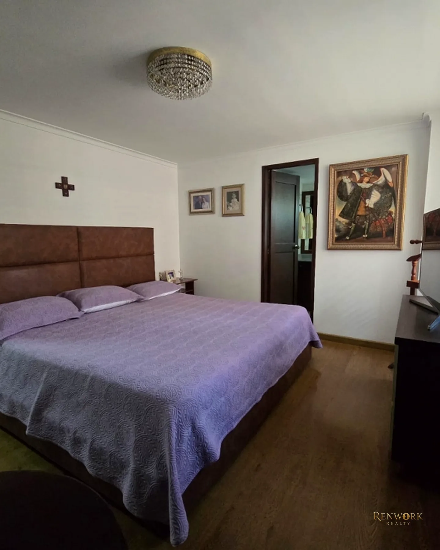 SE VENDE APARTAMENTO, 1 CUADRA DE AV. POBLADO 133MTS · foto 9