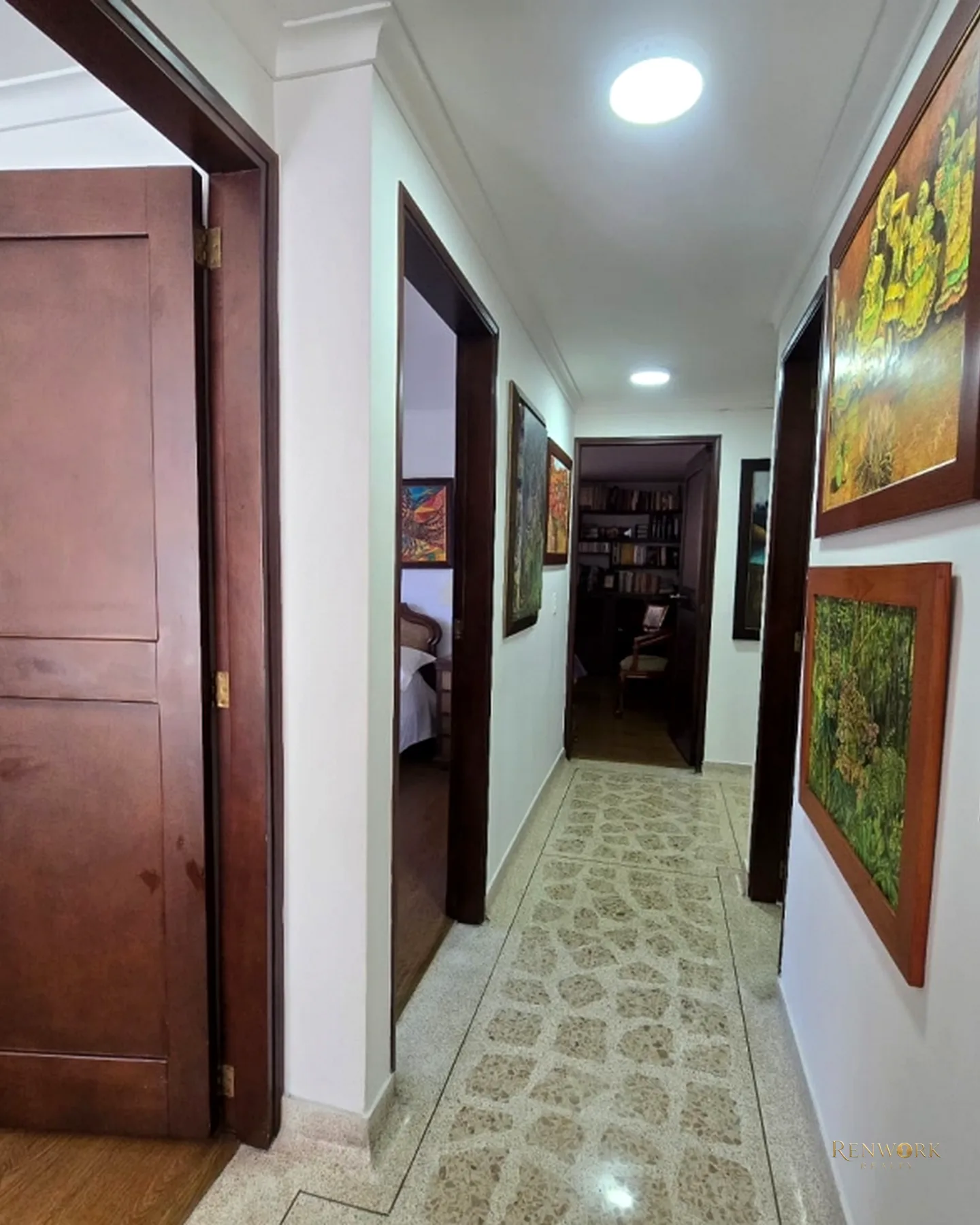 SE VENDE APARTAMENTO, 1 CUADRA DE AV. POBLADO 133MTS · foto 16