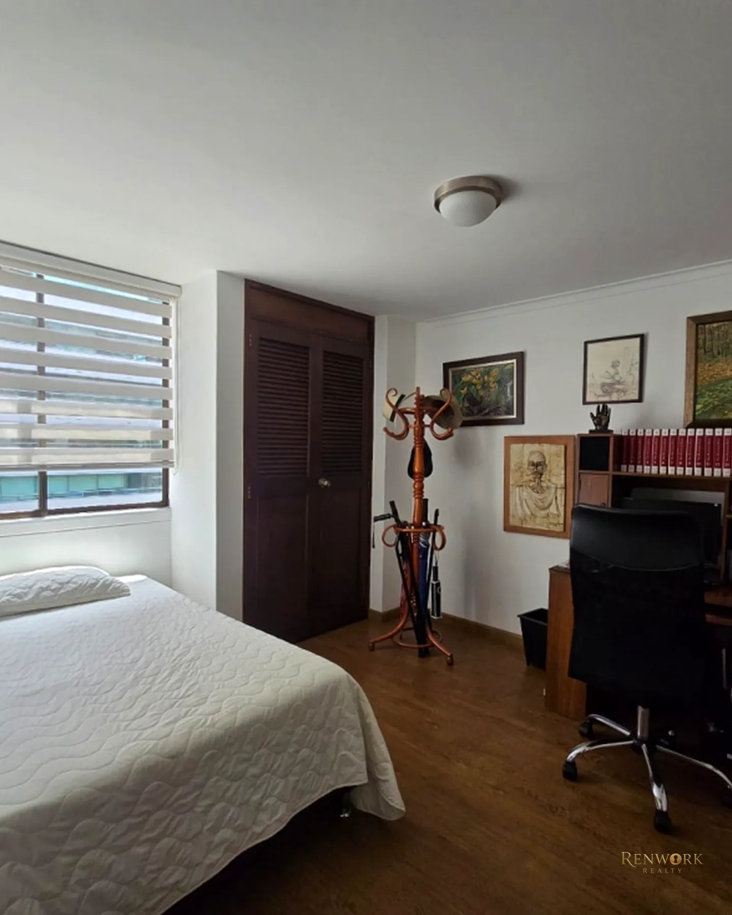 SE VENDE APARTAMENTO, 1 CUADRA DE AV. POBLADO 133MTS · foto 14