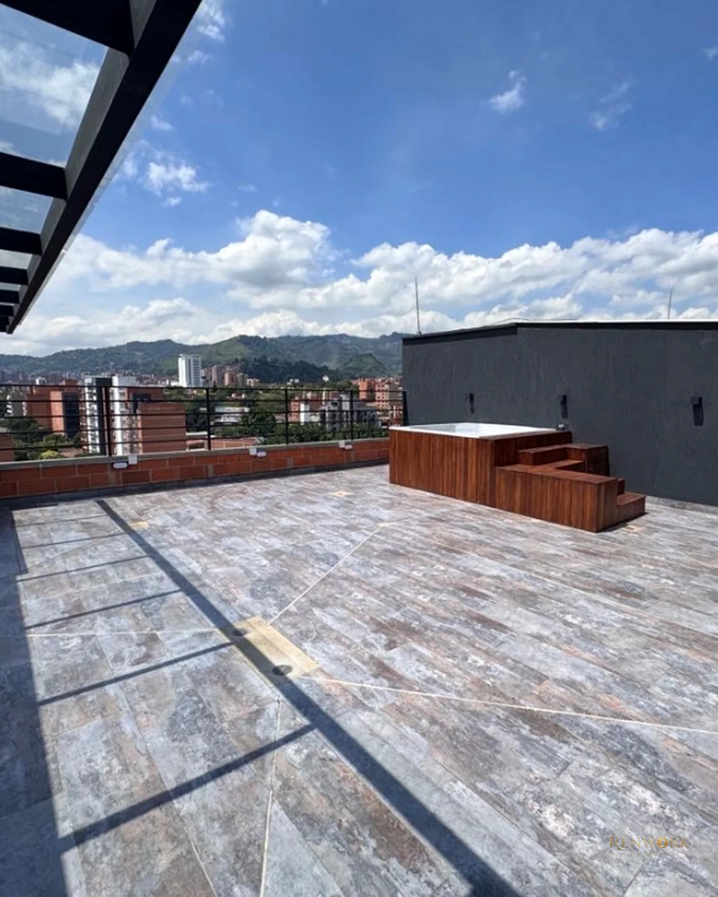 SE VENDE APARTAMENTO AMOBLADO DUPLEX. RENTAS CORTAS AIRBNB. LAURELES · foto 22