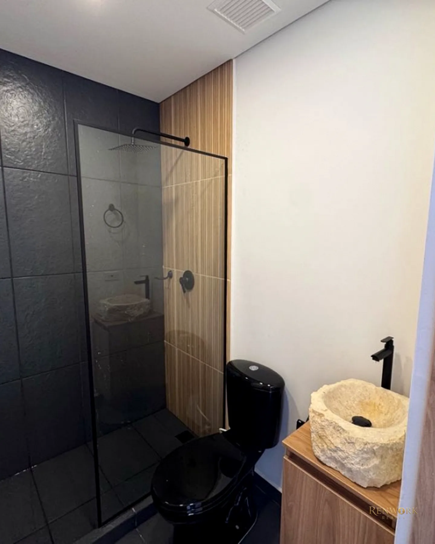 SE VENDE APARTAMENTO AMOBLADO DUPLEX. RENTAS CORTAS AIRBNB. LAURELES · foto 18