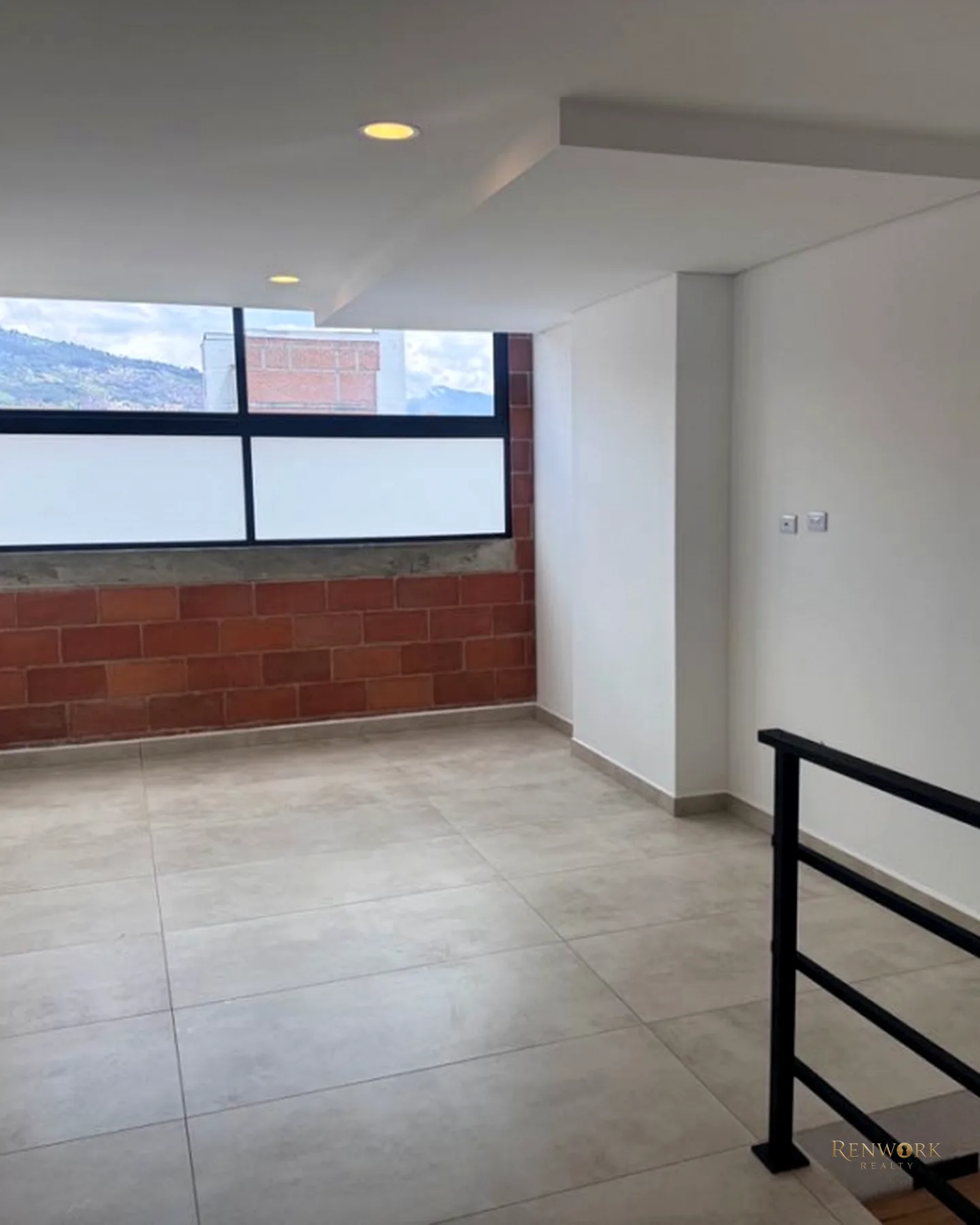 SE VENDE APARTAMENTO AMOBLADO DUPLEX. RENTAS CORTAS AIRBNB. LAURELES · foto 19