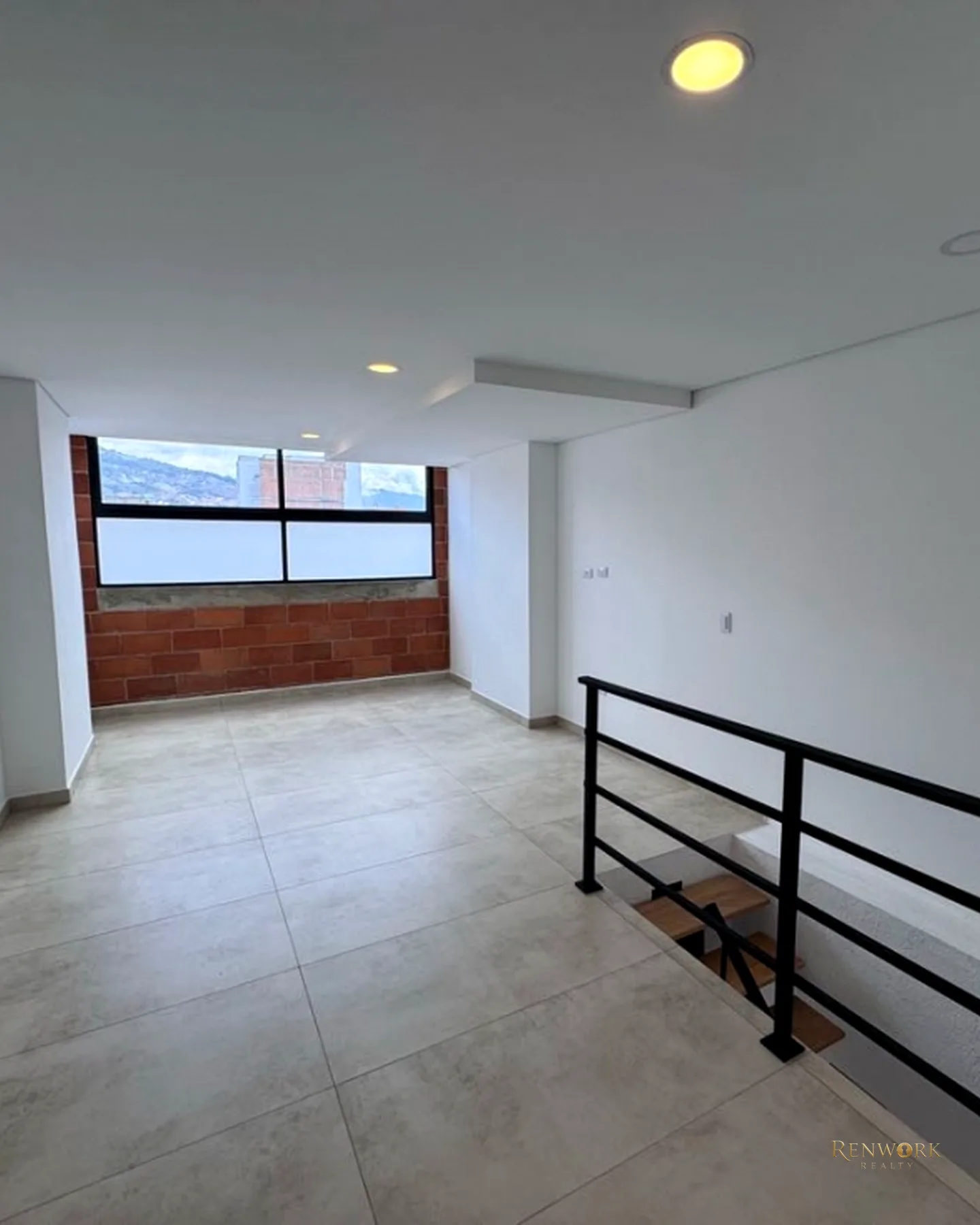 SE VENDE APARTAMENTO AMOBLADO DUPLEX. RENTAS CORTAS AIRBNB. LAURELES · foto 11