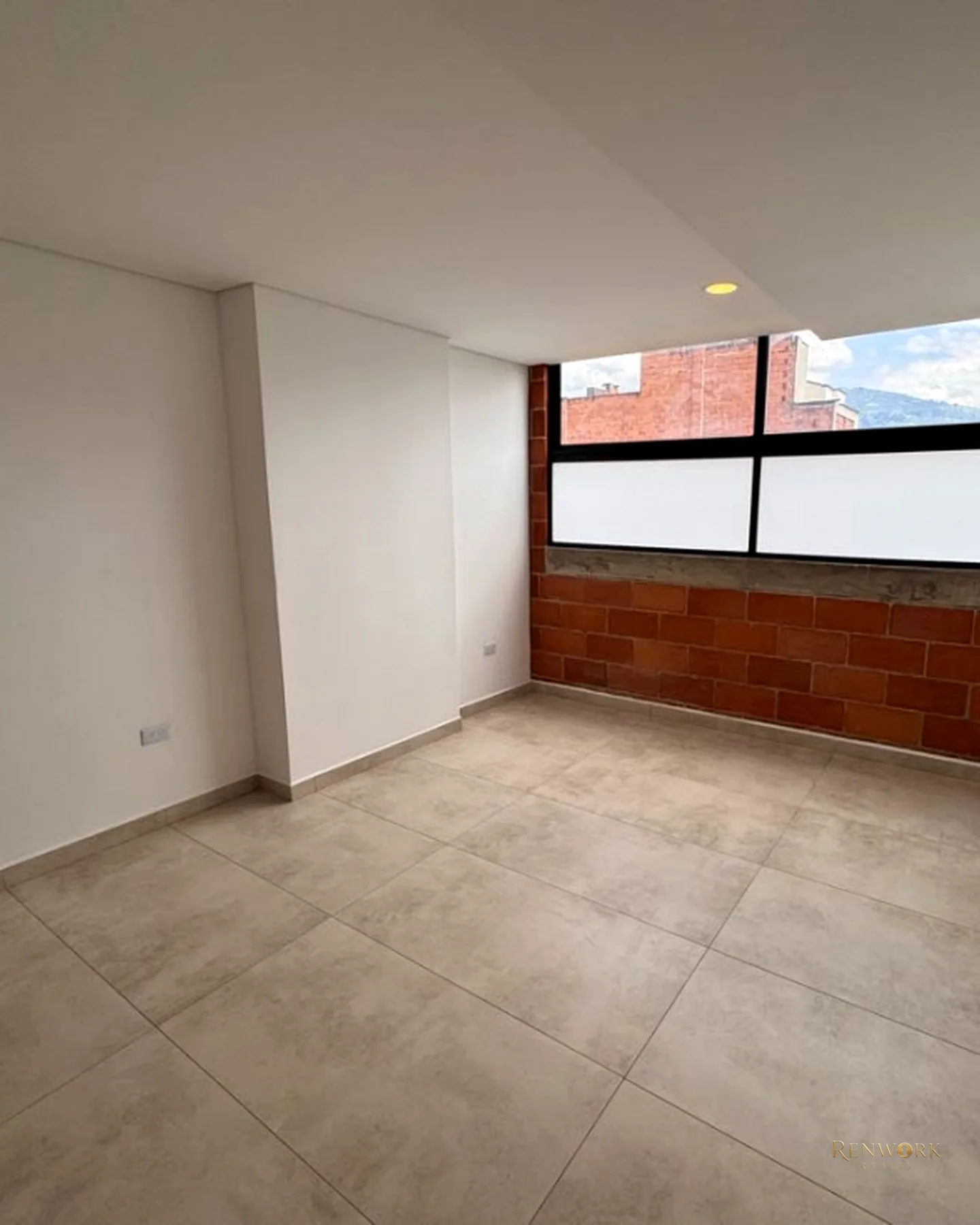 SE VENDE APARTAMENTO AMOBLADO DUPLEX. RENTAS CORTAS AIRBNB. LAURELES · foto 12
