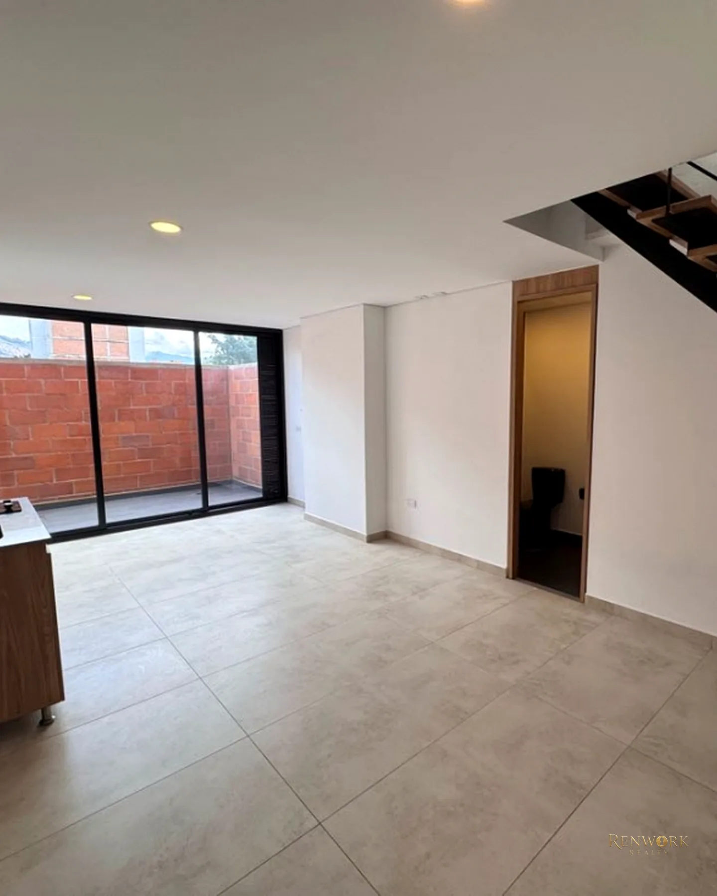 SE VENDE APARTAMENTO AMOBLADO DUPLEX. RENTAS CORTAS AIRBNB. LAURELES · foto 10