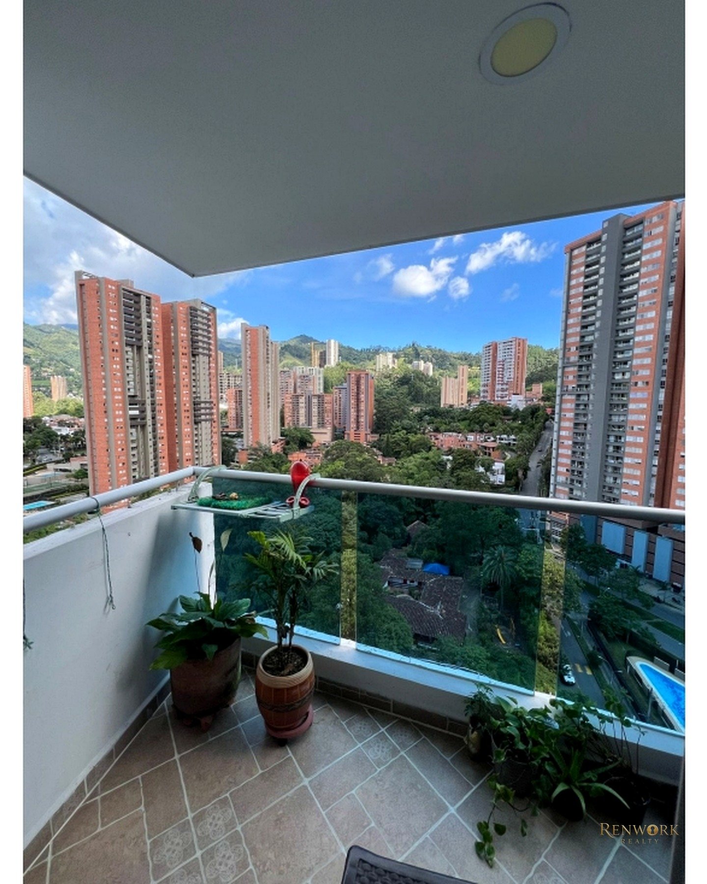 Vista de SE VENDE APARTAMENTO DUPLEX, VÍA CAÑAVERALEJO SABANETA