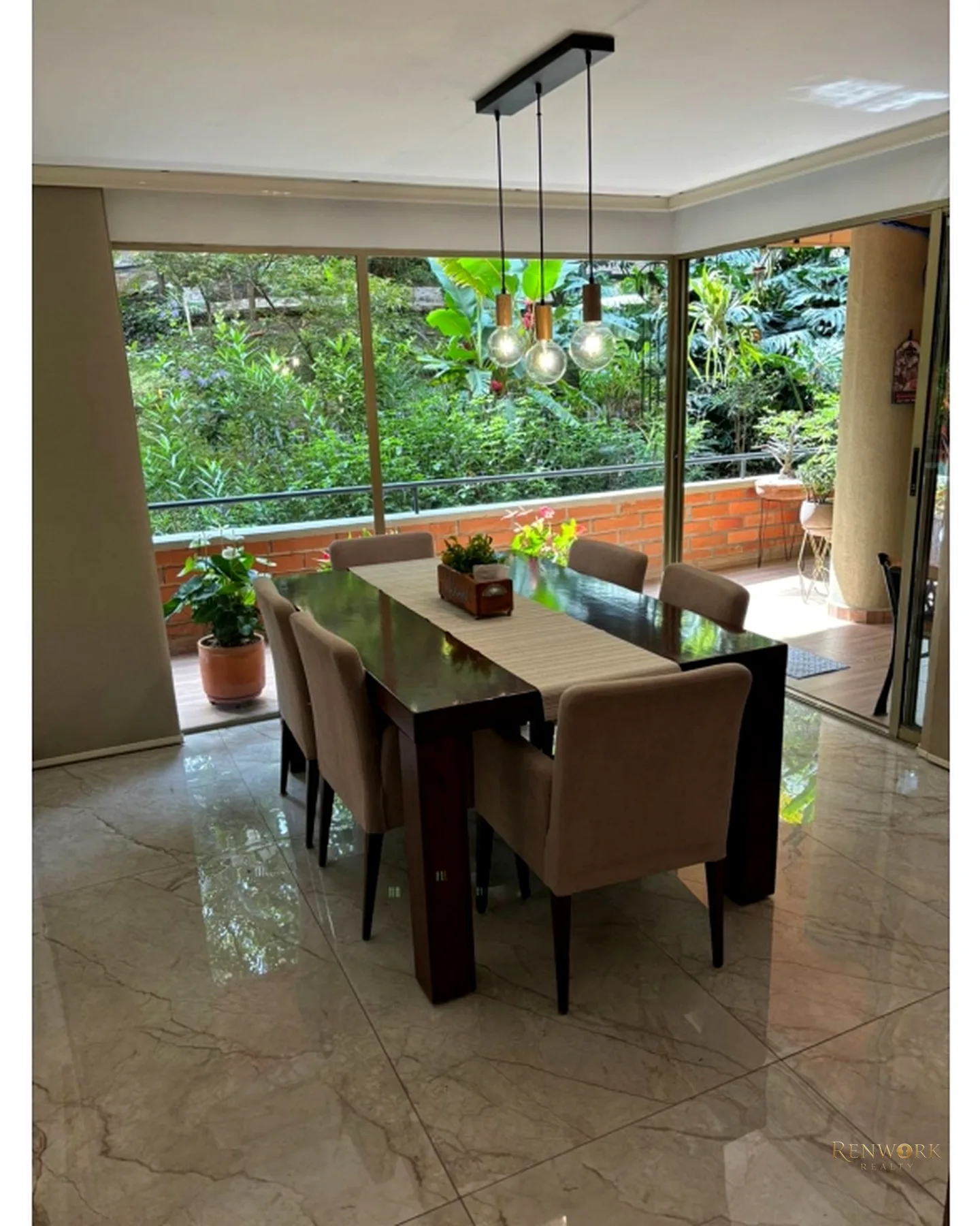 SE VENDE APARTAMENTO EN EL POBLADO SECTOR MILLA DE ORO · foto 3