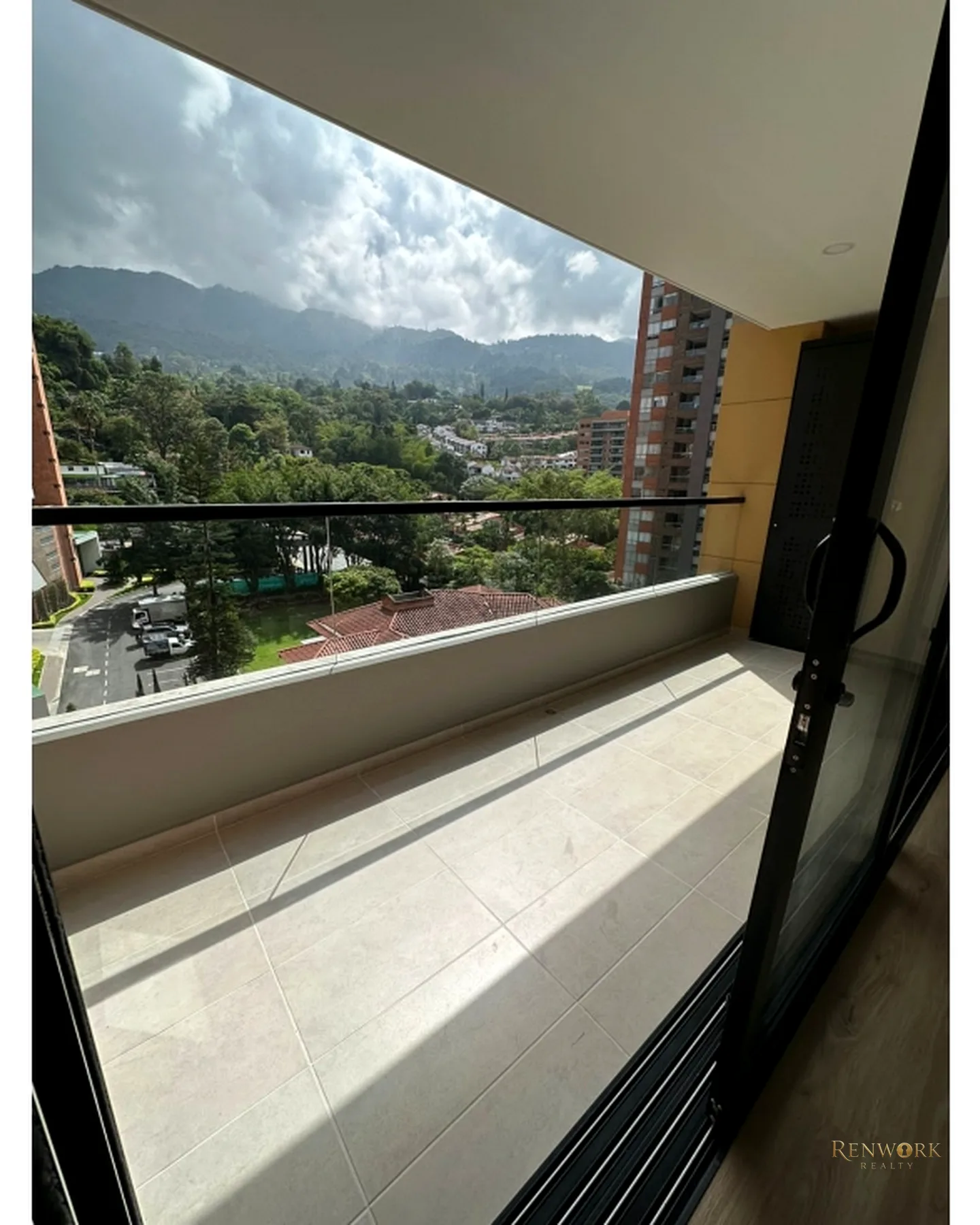 SE VENDE APARTAMENTO EN ENVIGADO, SECTOR EL ESMERALDAL · foto 8