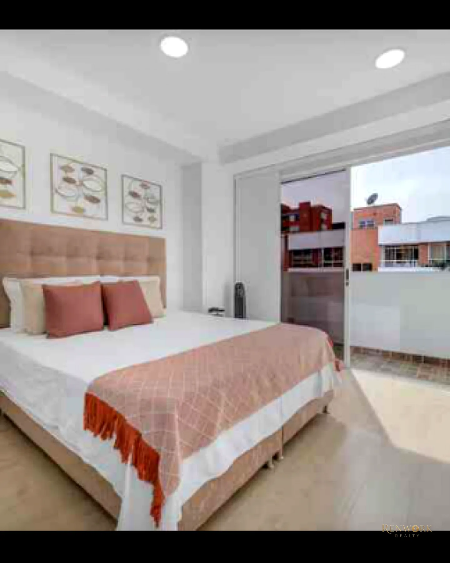 SE VENDE APARTAMENTO EN LAURELES CENTRAL · foto 9