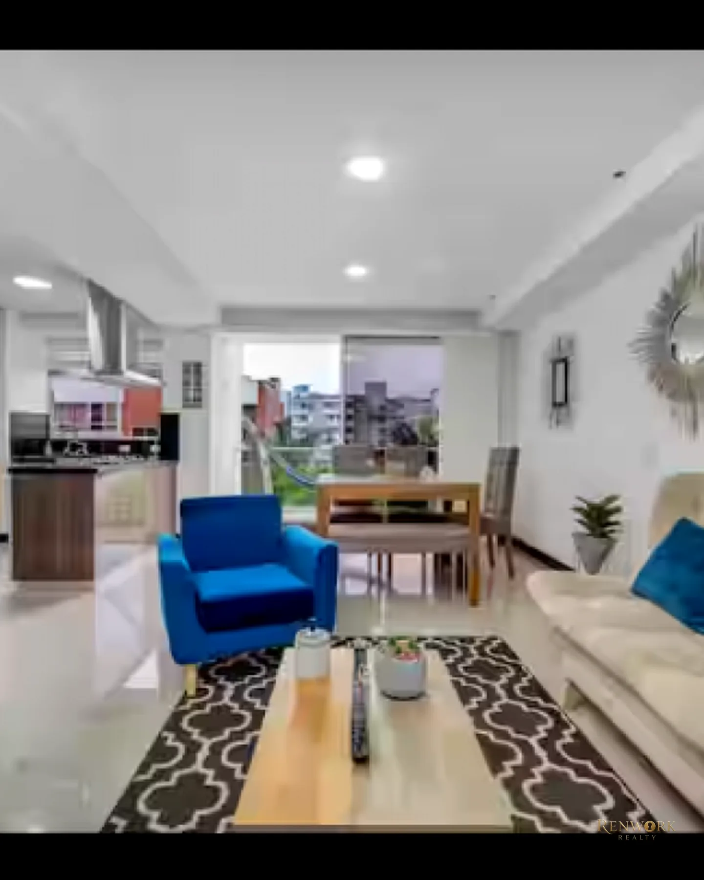 SE VENDE APARTAMENTO EN LAURELES CENTRAL · foto 7