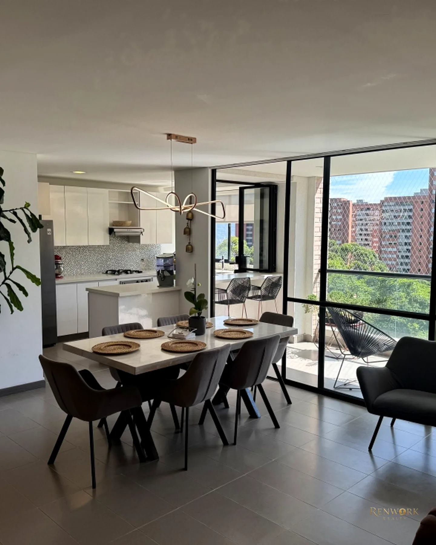 SE VENDE APARTAMENTO EN LOMA DE LAS BRUJAS ENVIGADO. · foto 2