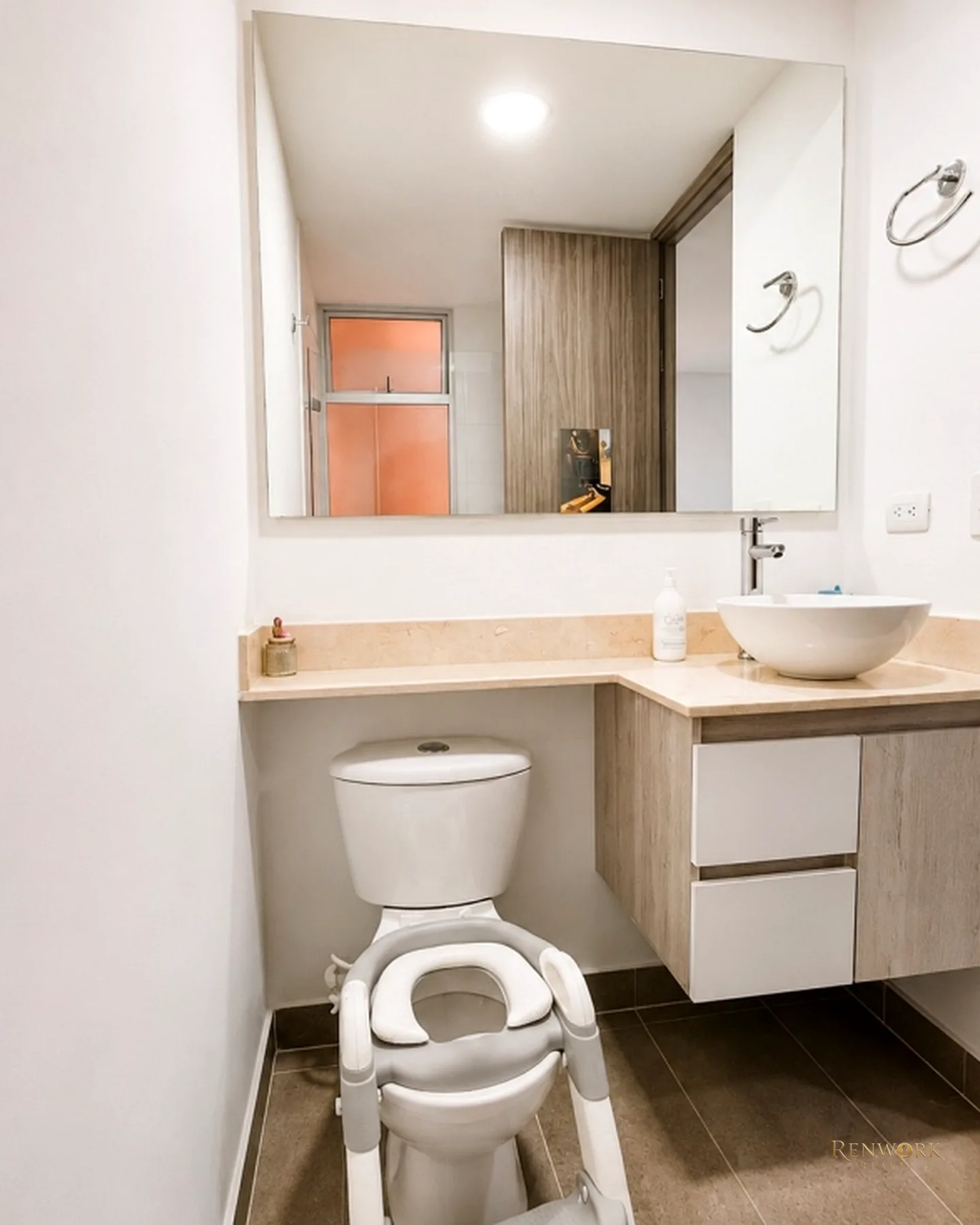 SE VENDE APARTAMENTO EN SECTOR SEÑORIAL EN ENVIGADO 110MTS · foto 8