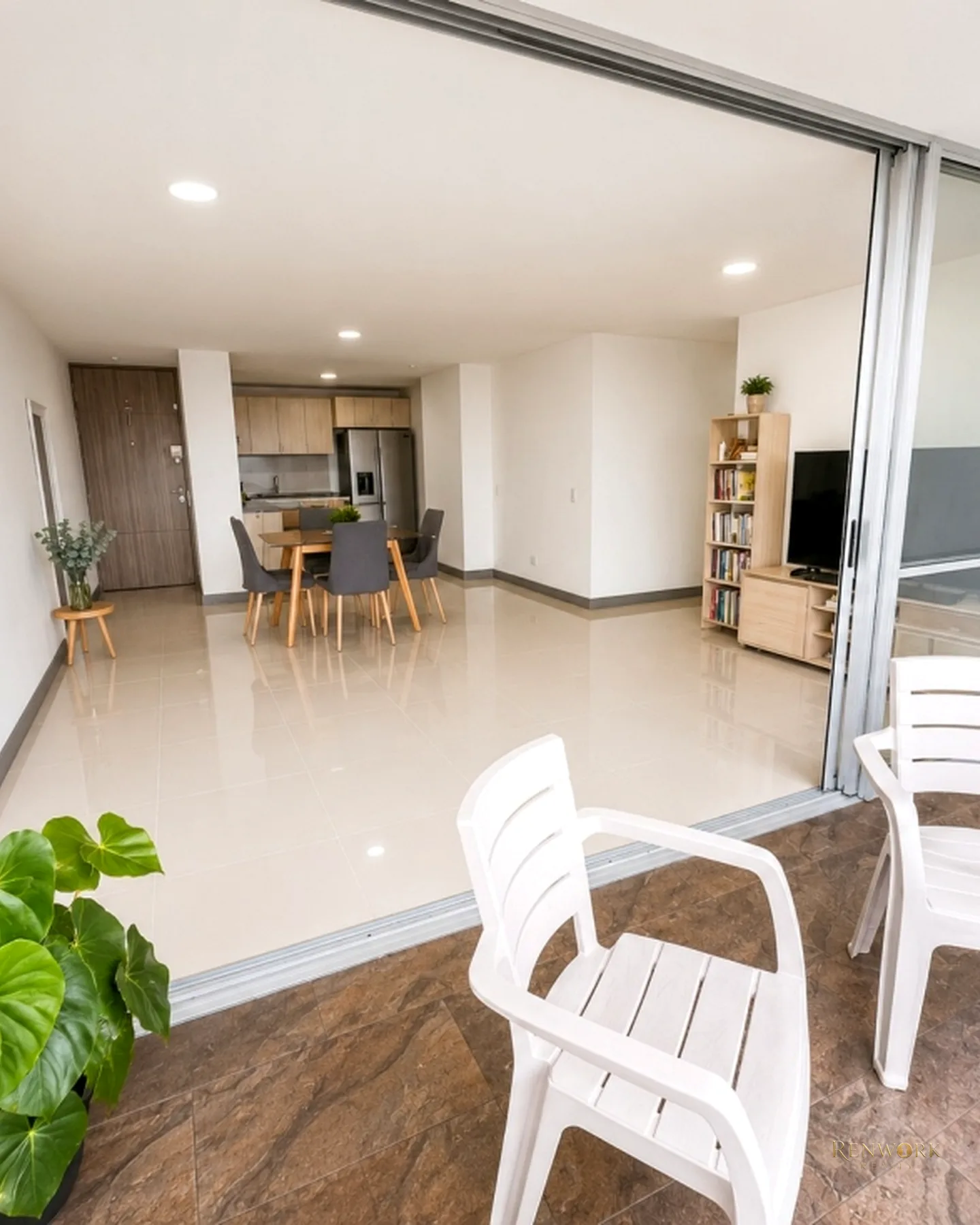 SE VENDE APARTAMENTO EN SECTOR SEÑORIAL EN ENVIGADO 110MTS · foto 1
