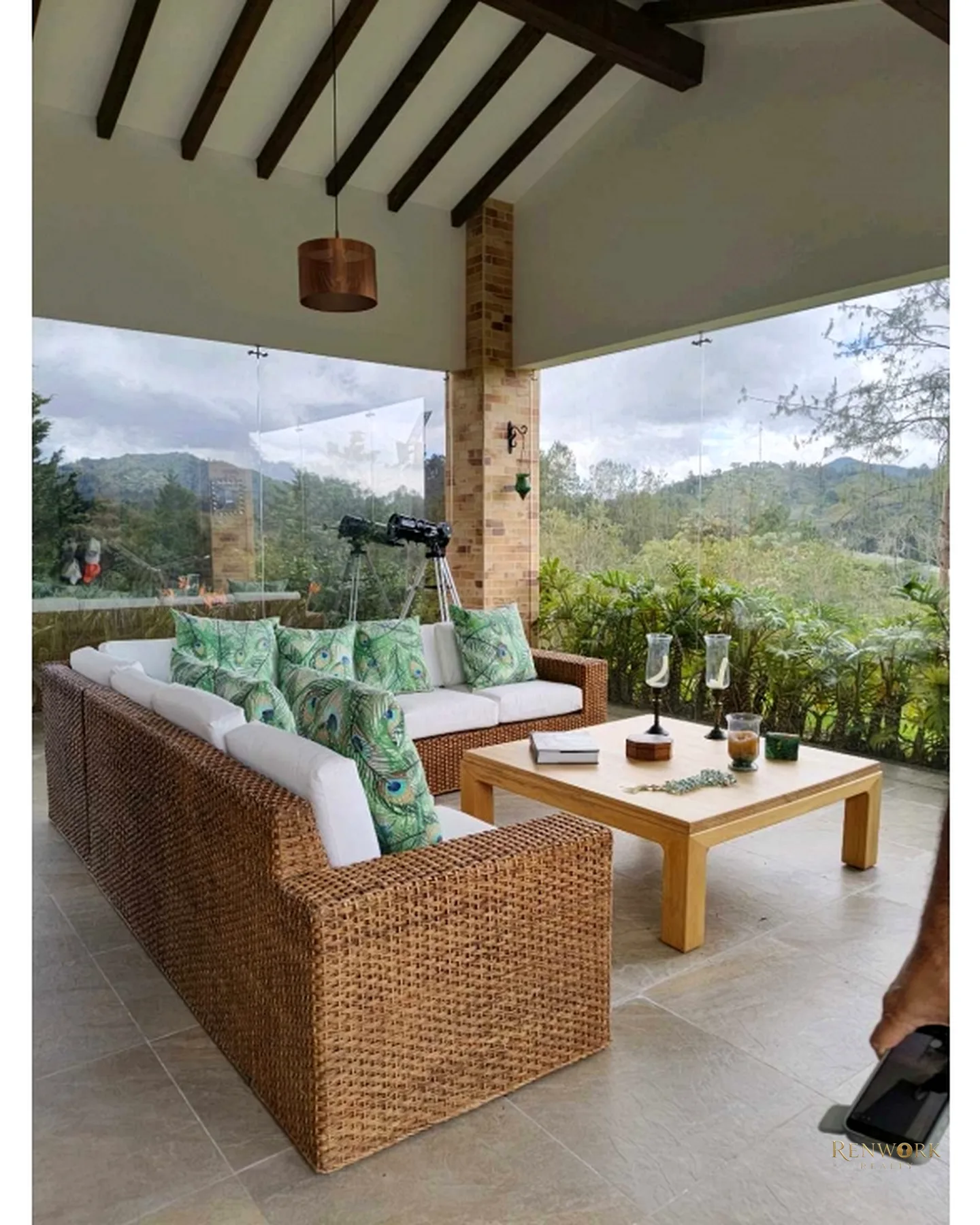 SE VENDE CASA CAMPESTRE EN EL RETIRO ANT, MODERNA Y AMPLIOS ESPACIOS. · foto 1