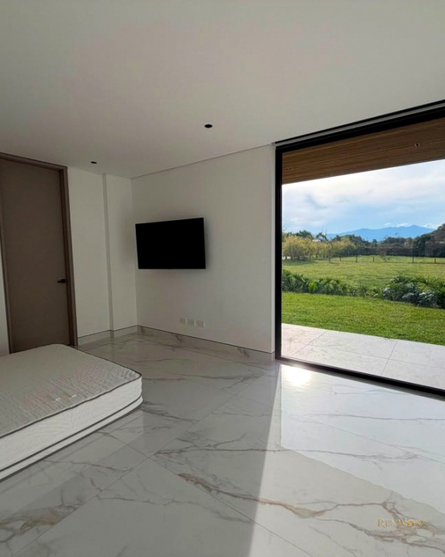 SE VENDE CASA DE LUJO EN LLANO GRANDE · foto 10