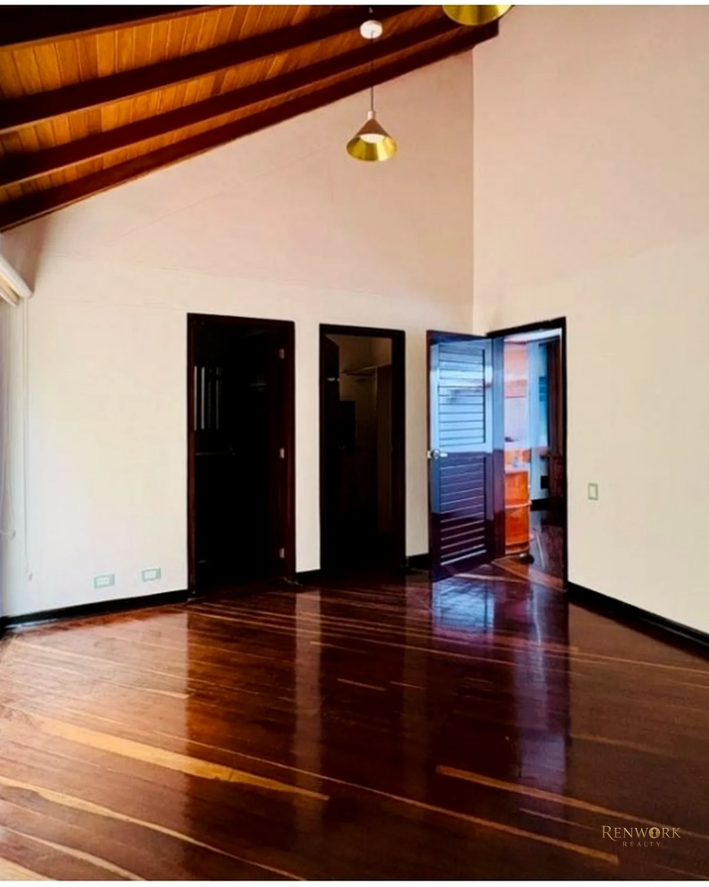 SE VENDE CASA EN ALTOS DEL POBLADO · foto 7