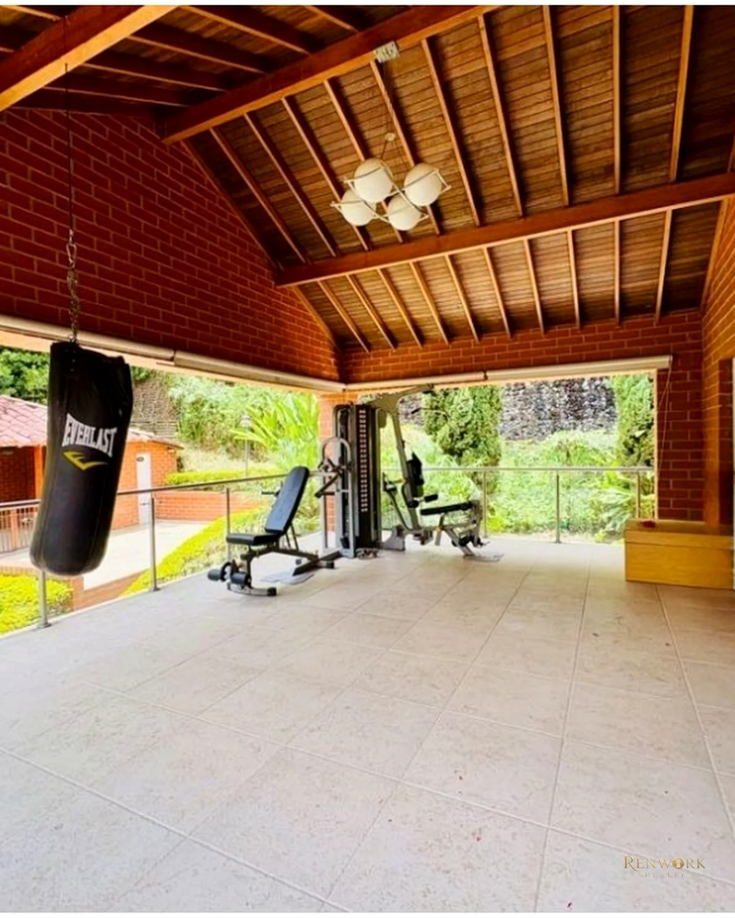 SE VENDE CASA EN ALTOS DEL POBLADO · foto 21