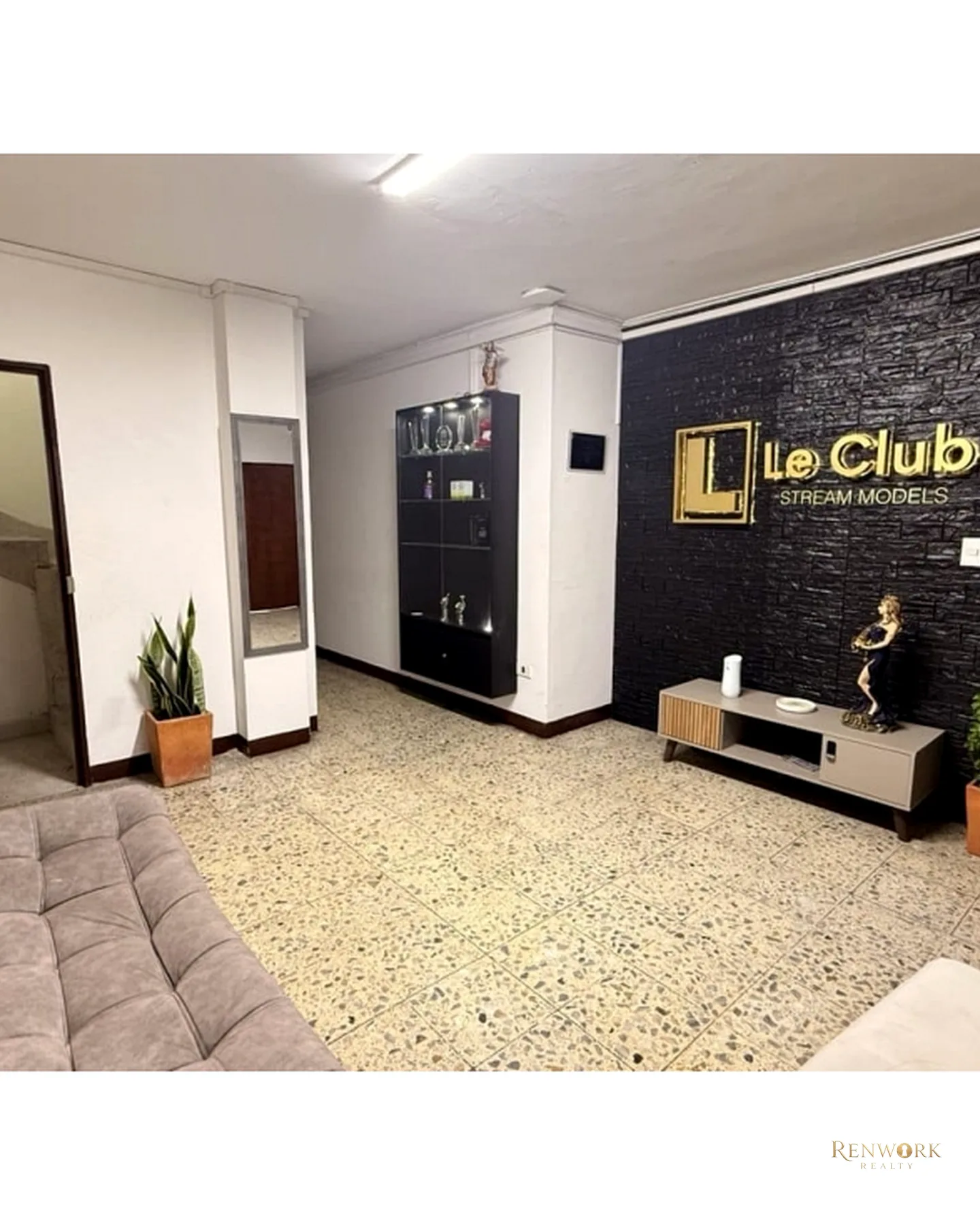 SE VENDE CASA LOTE EN LAURELES SECTOR UNICENTRO · foto 3