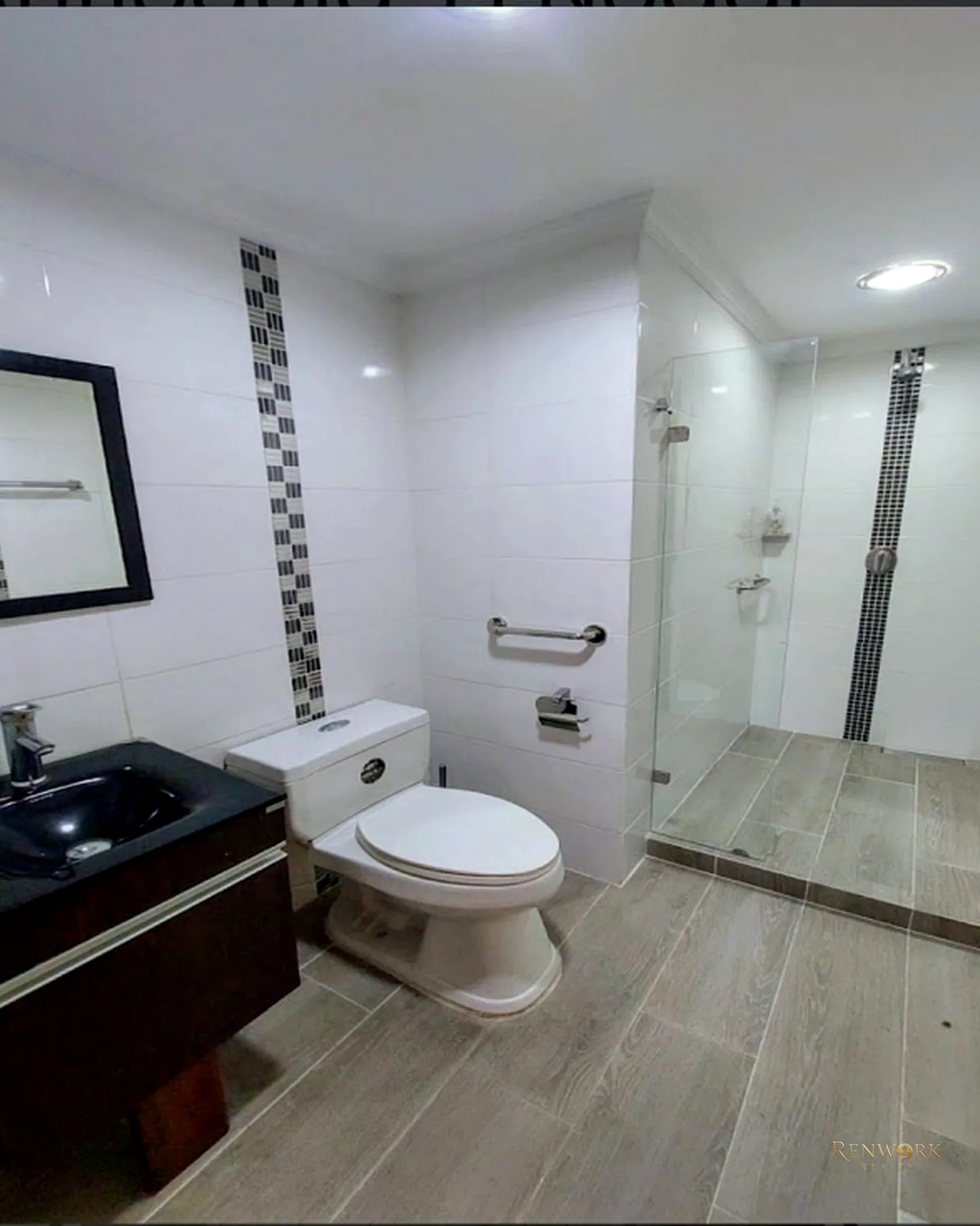 SE VENDE CASA PRIMER PISO LAURELES NOGAL · foto 4