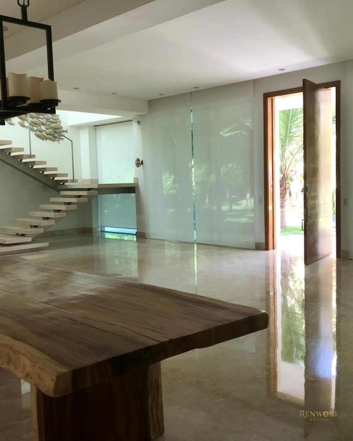 SE VENDE ESPECTACULAR CASA EN SABANILLA · foto 1