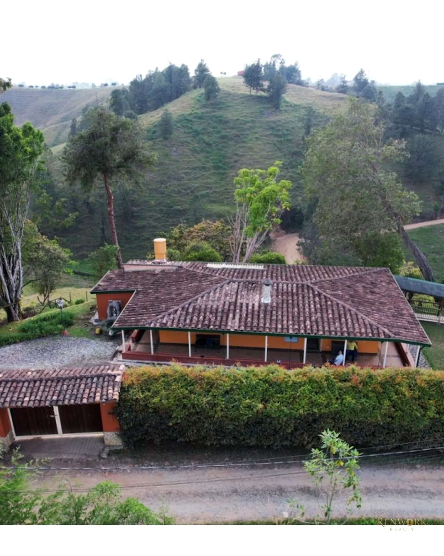 SE VENDE FINCA DE LOTEO Y DESCANSO EN MARINILLA, ANTIOQUIA · foto 2