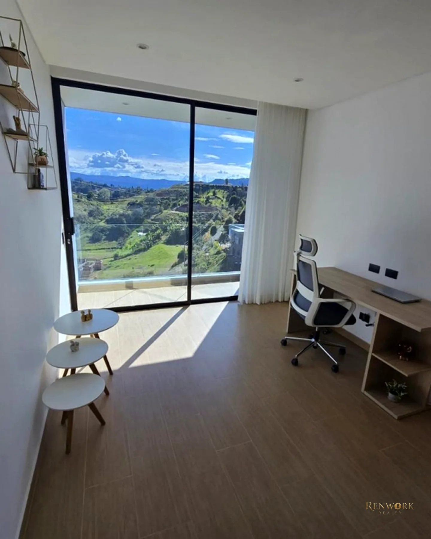 SE VENDE HERMOSA CASA EN EL ORIENTE ANTIOQUEÑO SECTOR SAN VICENTE · foto 3