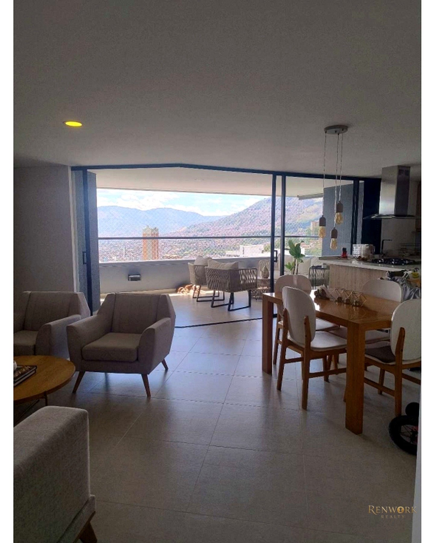 SE VENDE MUY BUEN APTO POBLADO-PALMAS TIERRA GRATA BOSQUE SANTO U.COMP · foto 12