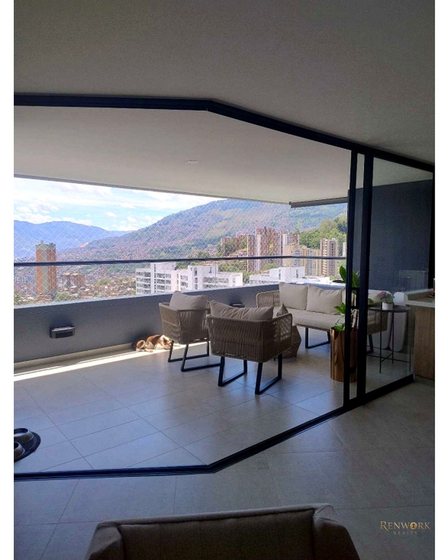 SE VENDE MUY BUEN APTO POBLADO-PALMAS TIERRA GRATA BOSQUE SANTO U.COMP · foto 3