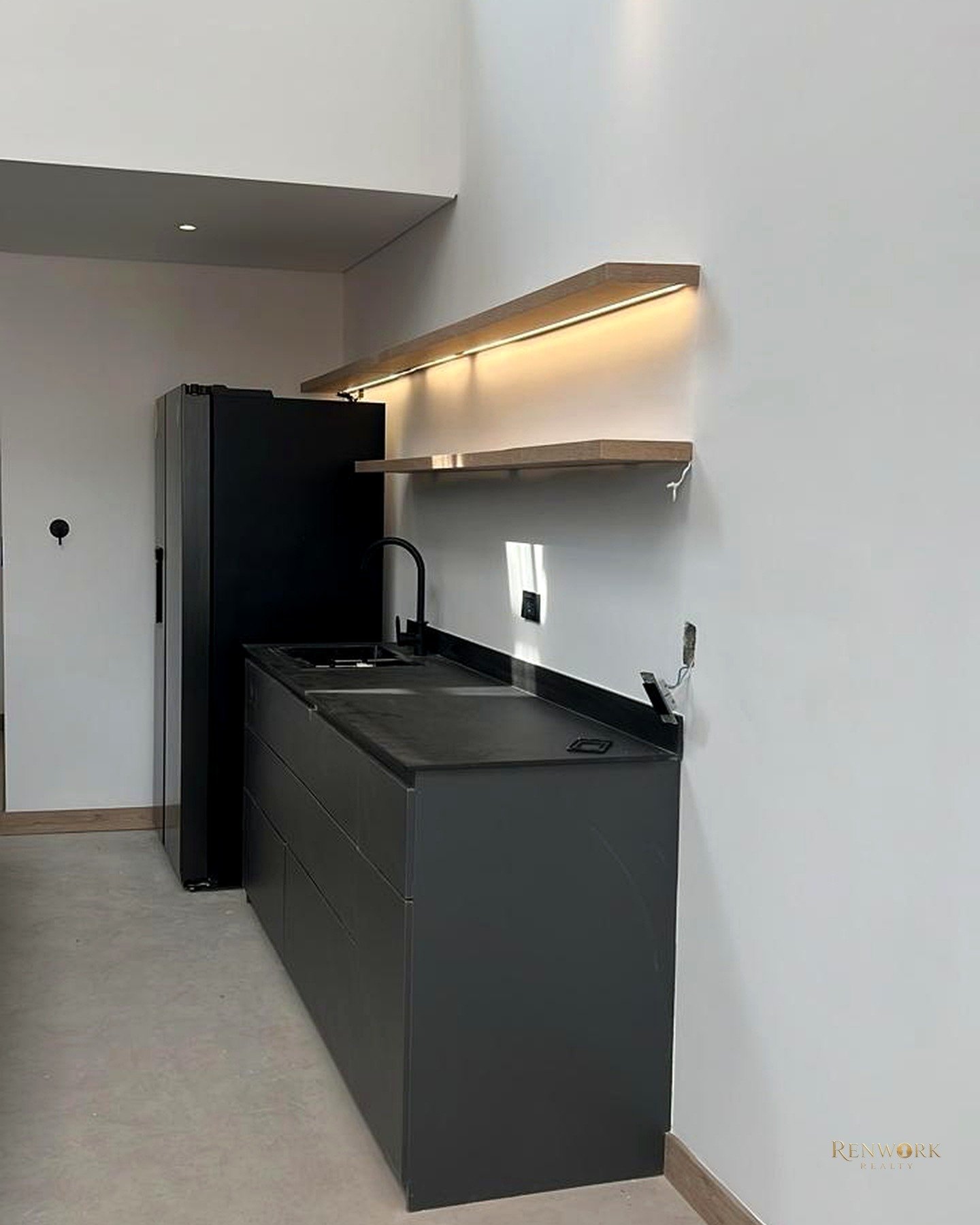 SE VENDE PENT HOUSE EN LAURELES · foto 3