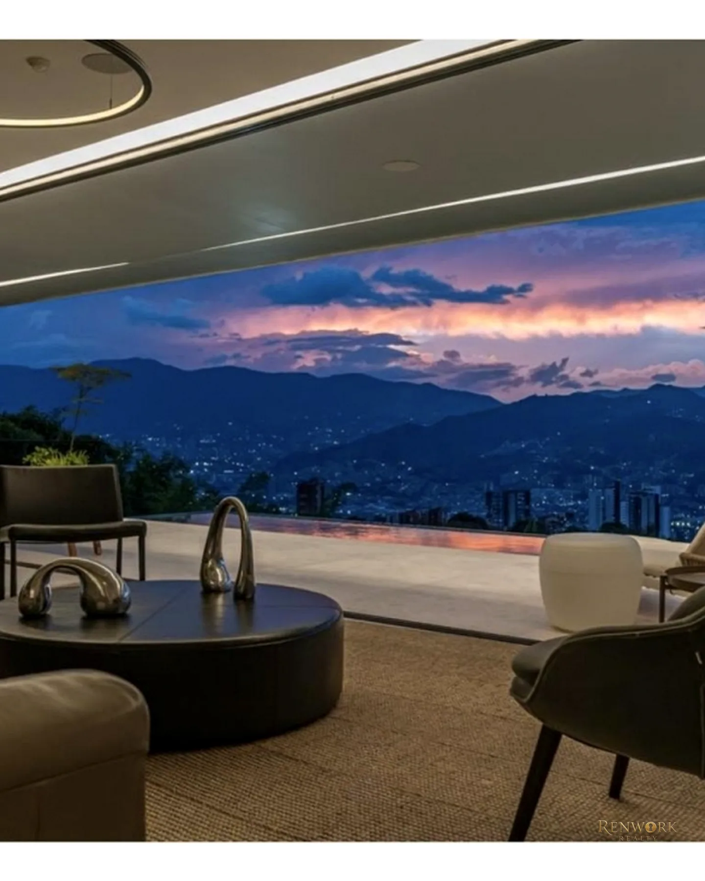 UNA DE LAS CASAS MÁS EXCLUSIVAS Y ÚNICAS DE MEDELLÍN -LOS BALSOS · foto 4
