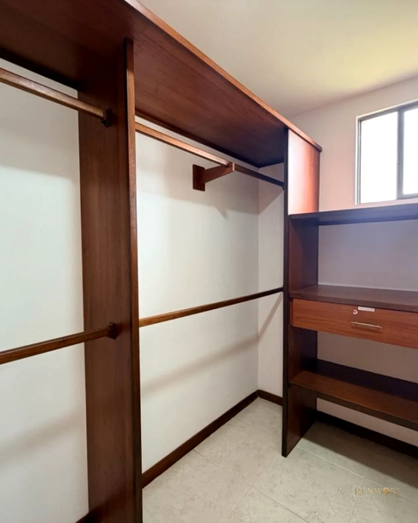| V E N T A | APARTAMENTO EN EL POBLADO, INFERIOR CON LOS GONZÁLEZ · foto 14