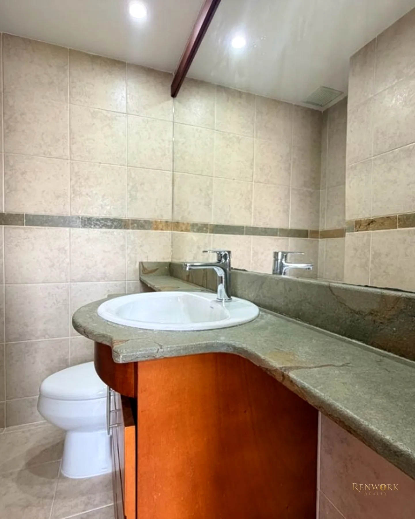 | V E N T A | APARTAMENTO EN EL POBLADO, INFERIOR CON LOS GONZÁLEZ · foto 20